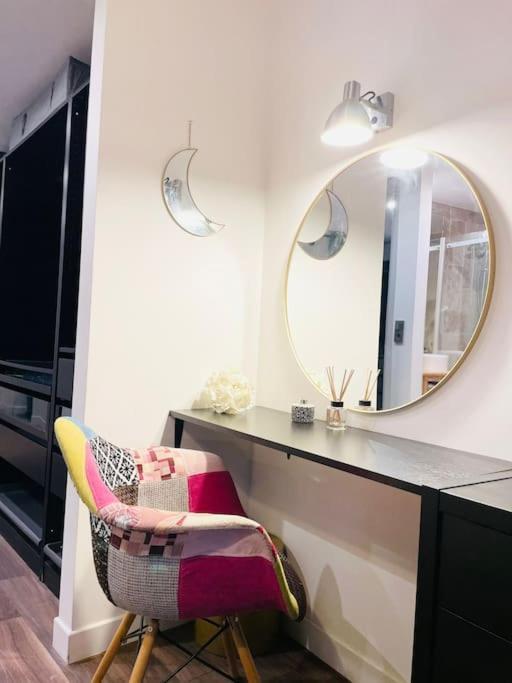 Spacious 2bedrooms Flat W Terrace&parking Apartamento *