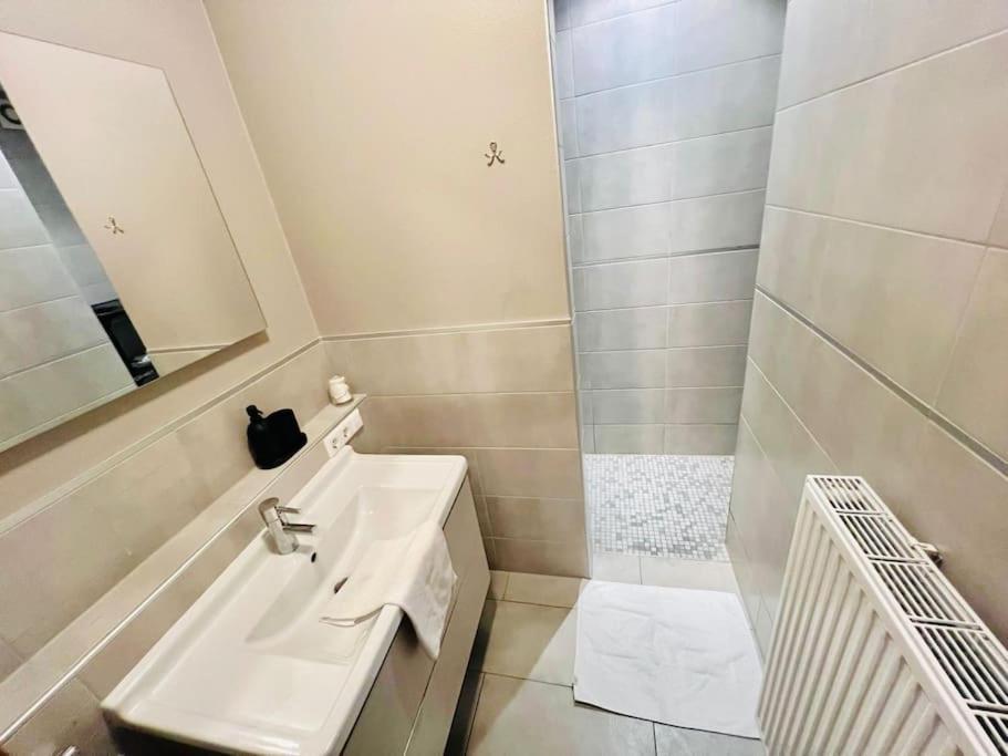 Chic One Bedroom With Parking&terrace-kir22 Appartement Luxemburg