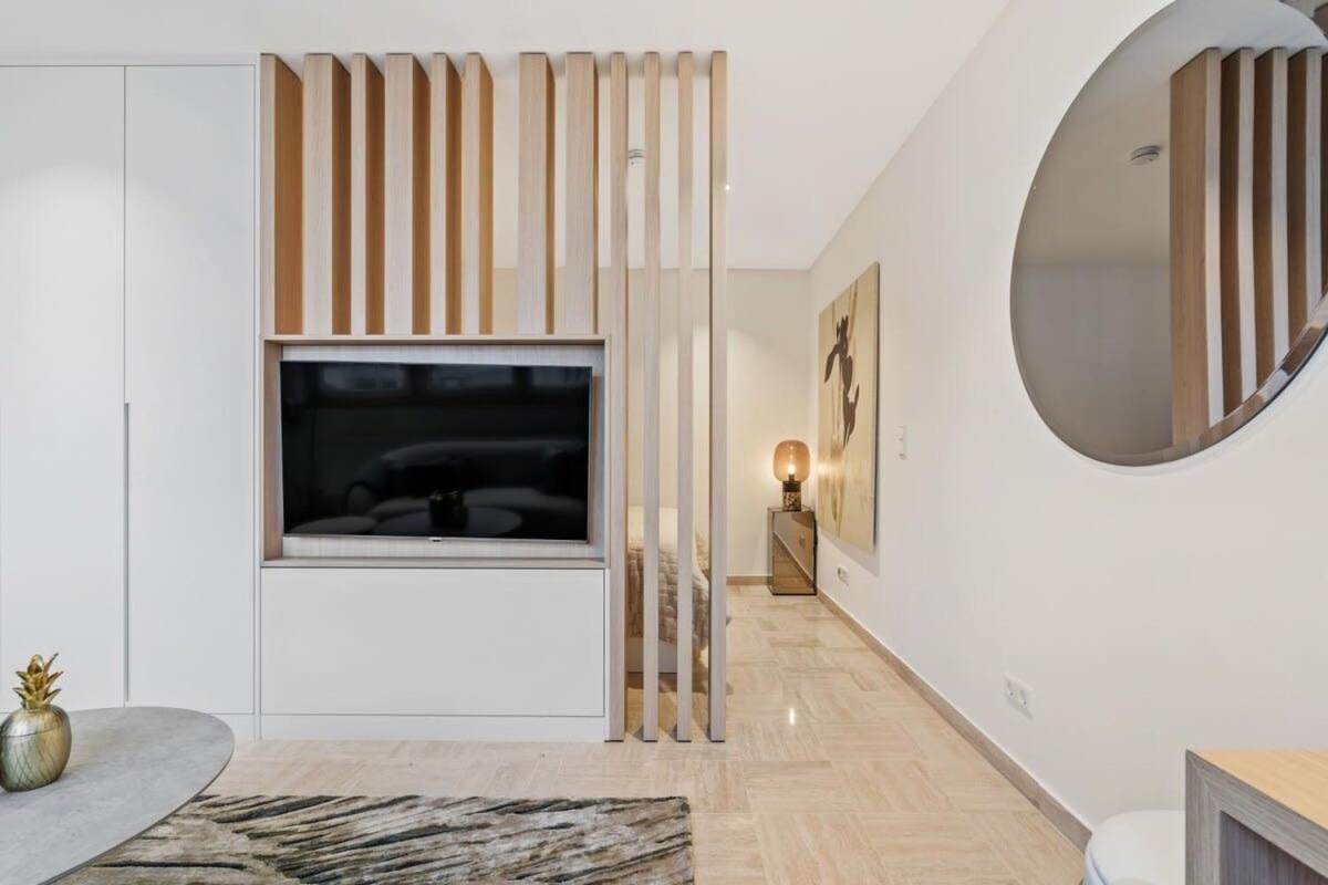 Modern With King Bed, Walk To Attractions * Luxemburg
