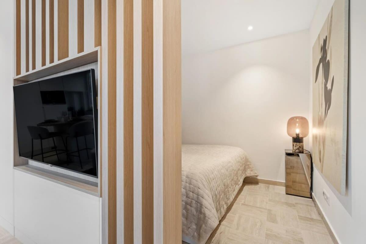 Apartment Modern With King Bed, Walk To Attractions Luxemburg