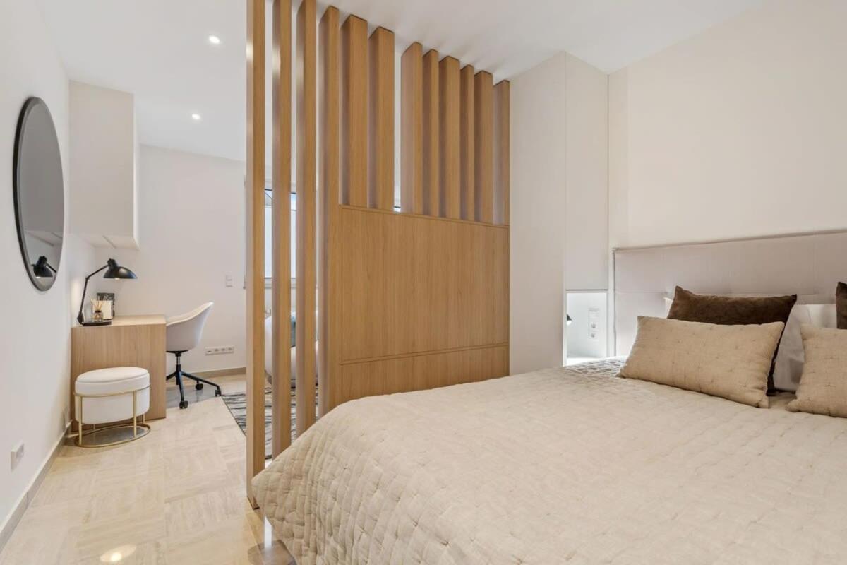 Modern With King Bed, Walk To Attractions *
