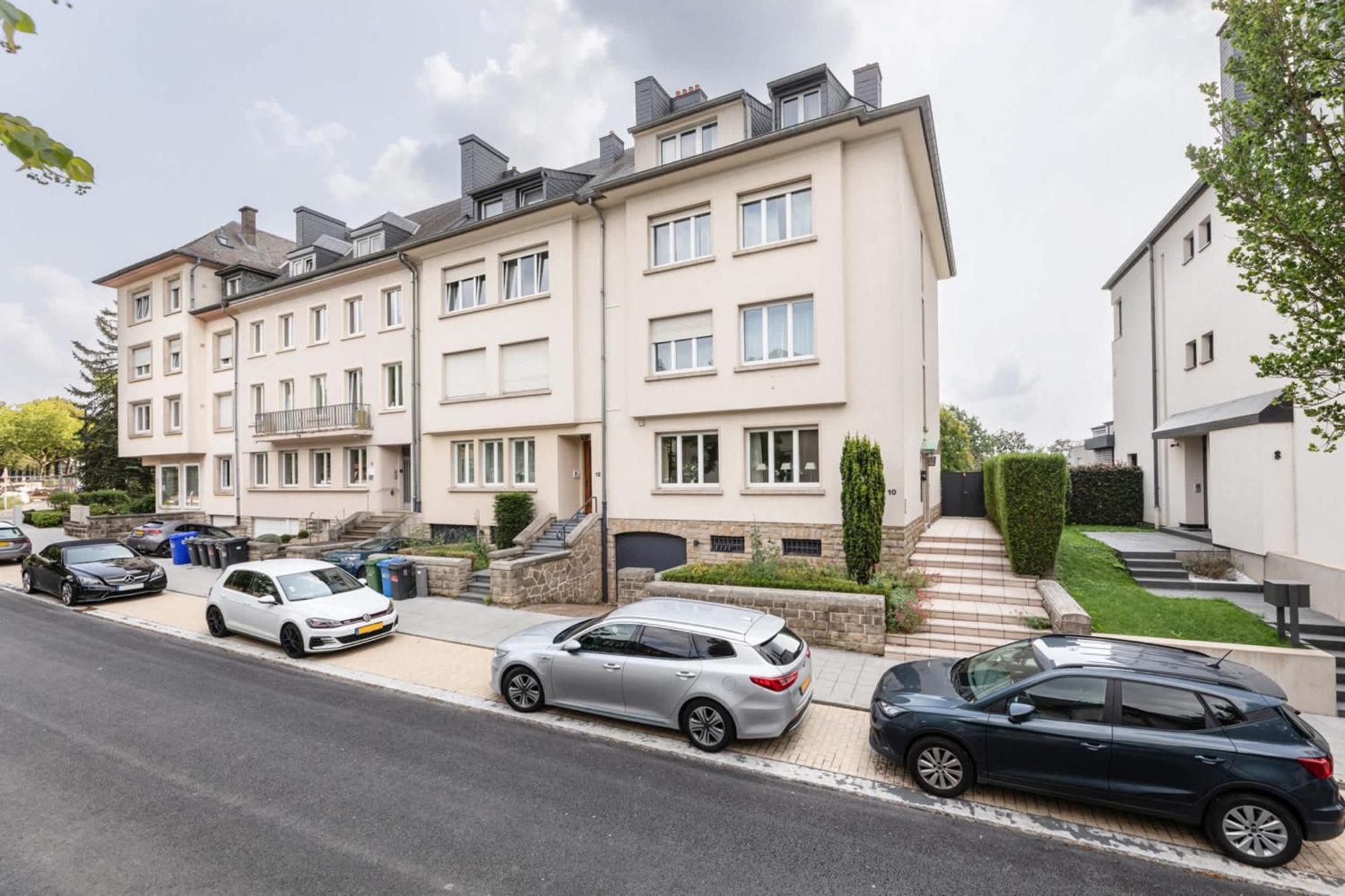 Appartement Elegant 1br With Full Kitchen & Workspace