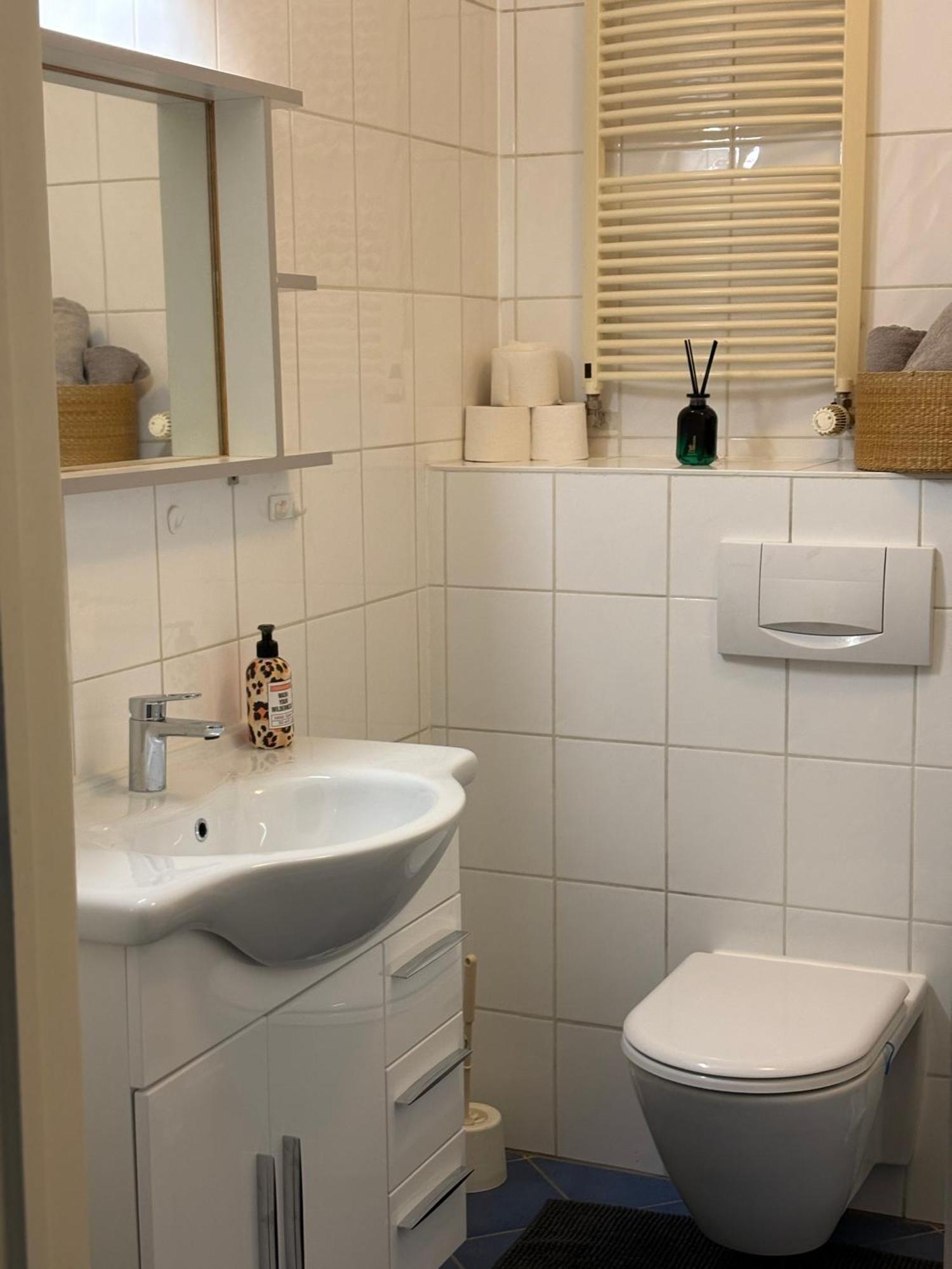 Centre Stylish One Bedroom
