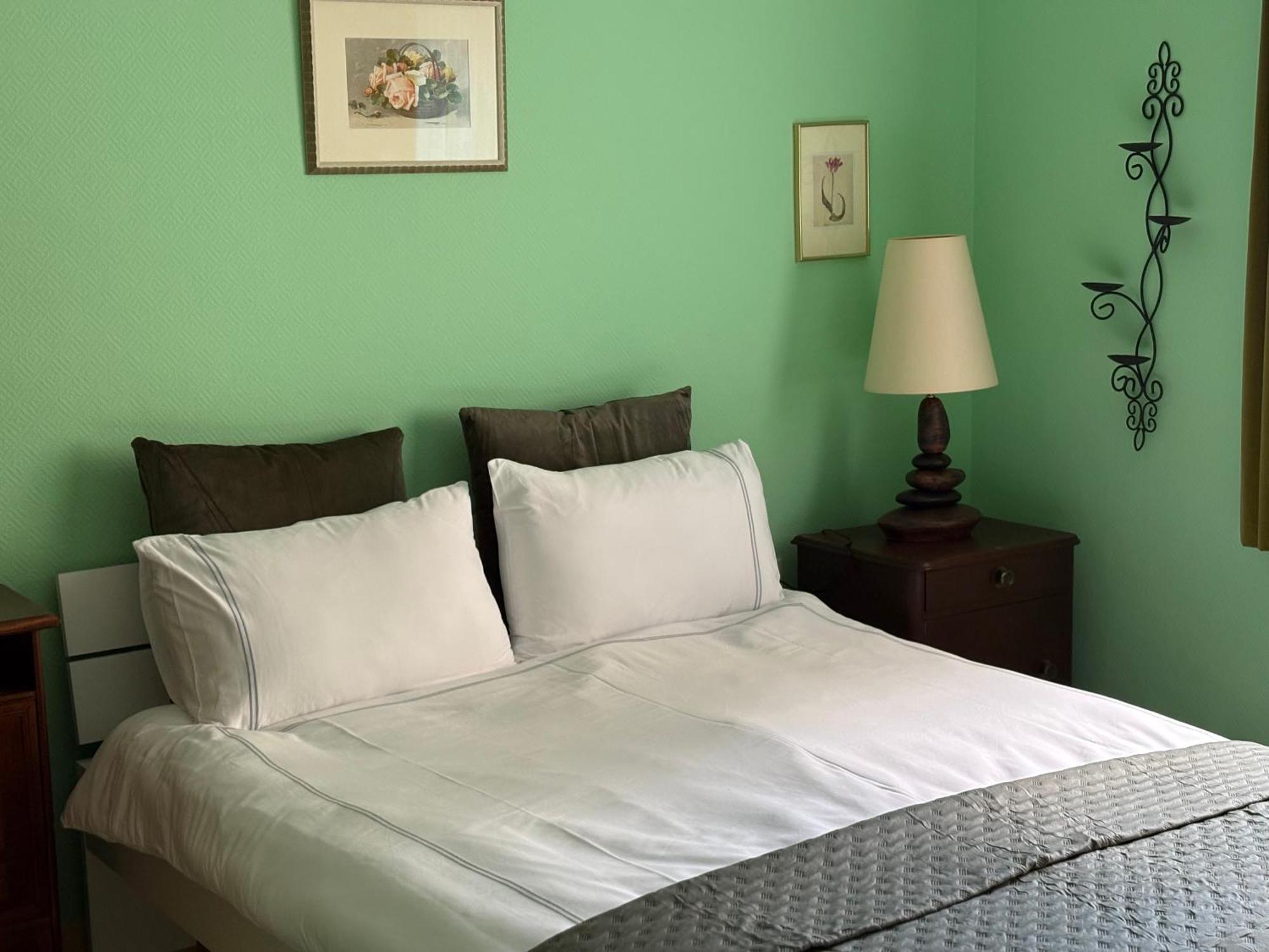 Centre Stylish One Bedroom Luxembourg