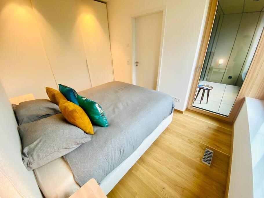 Appartement Charming Flat With Terrace & Parking *