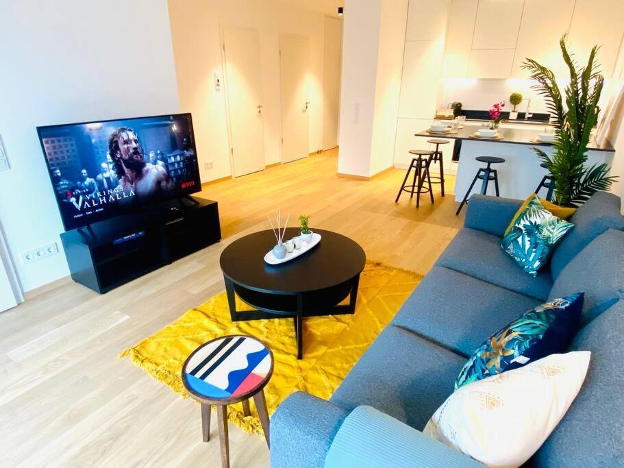 Charming Flat With Terrace & Parking