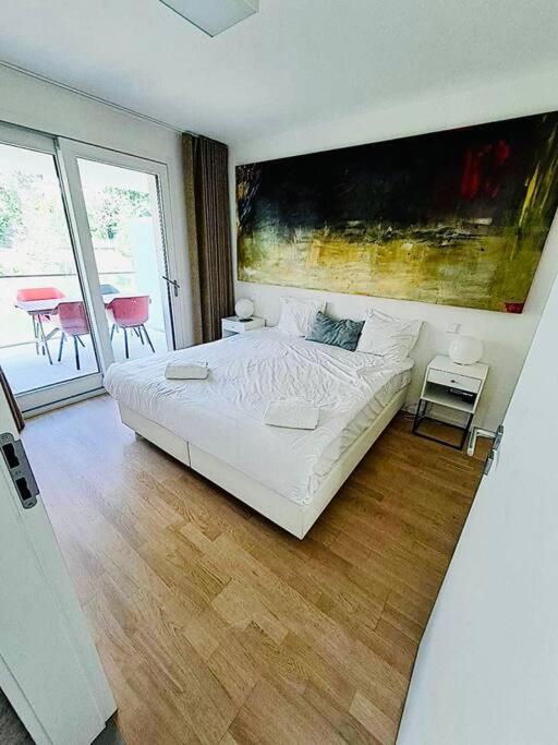 Garden View Luxury Flat With Terrace & Parking- Appartement *