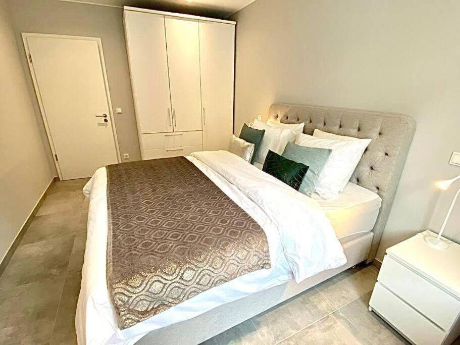 Apartment Three Bedrooms In Limpertsberg Luxemburg