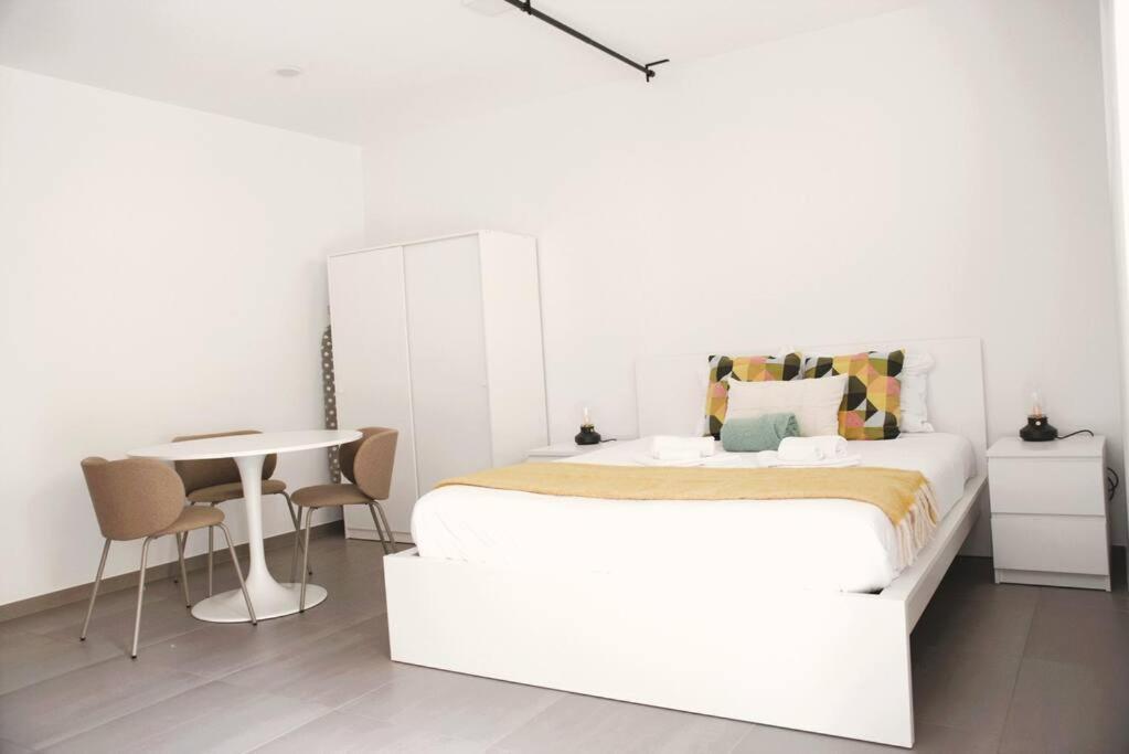 Appartement Lovely Close To *