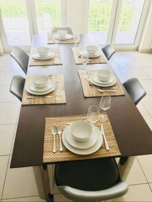 Apartamento Comfortable 2 Bedrooms Near Train Station Luxemburgo