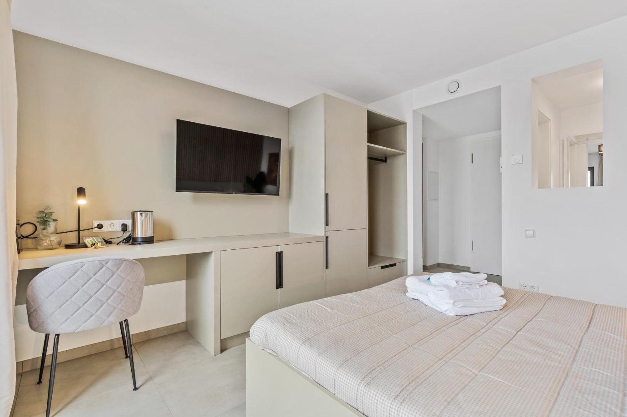 Gasthof Comfort & Style In Vibrant Coliving