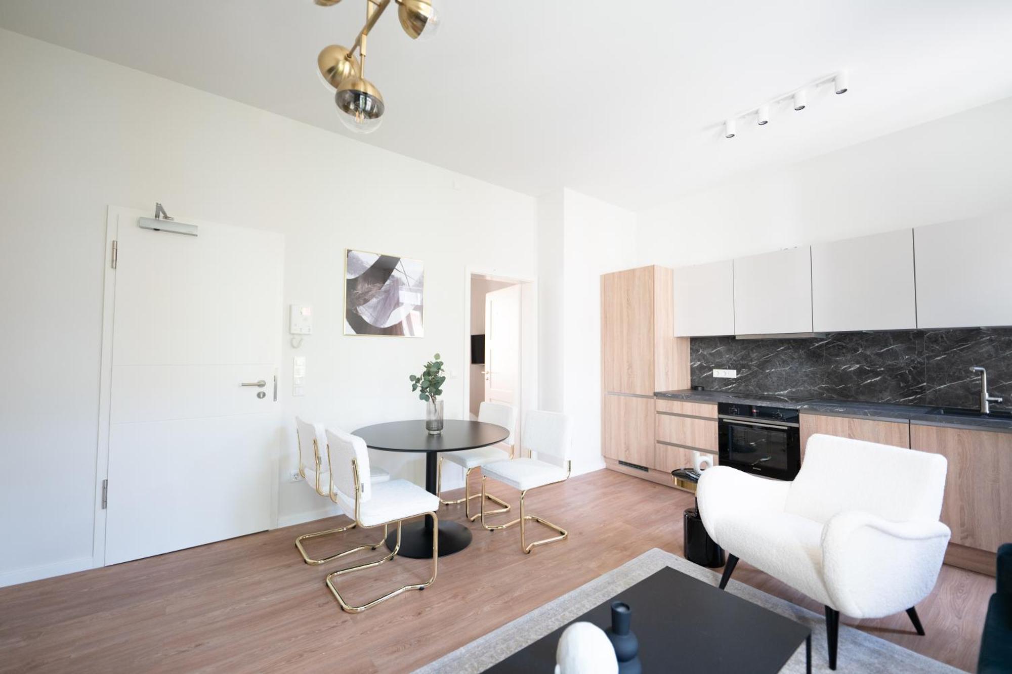 Stockholm Style Designer In Limpertsberg Apartment *