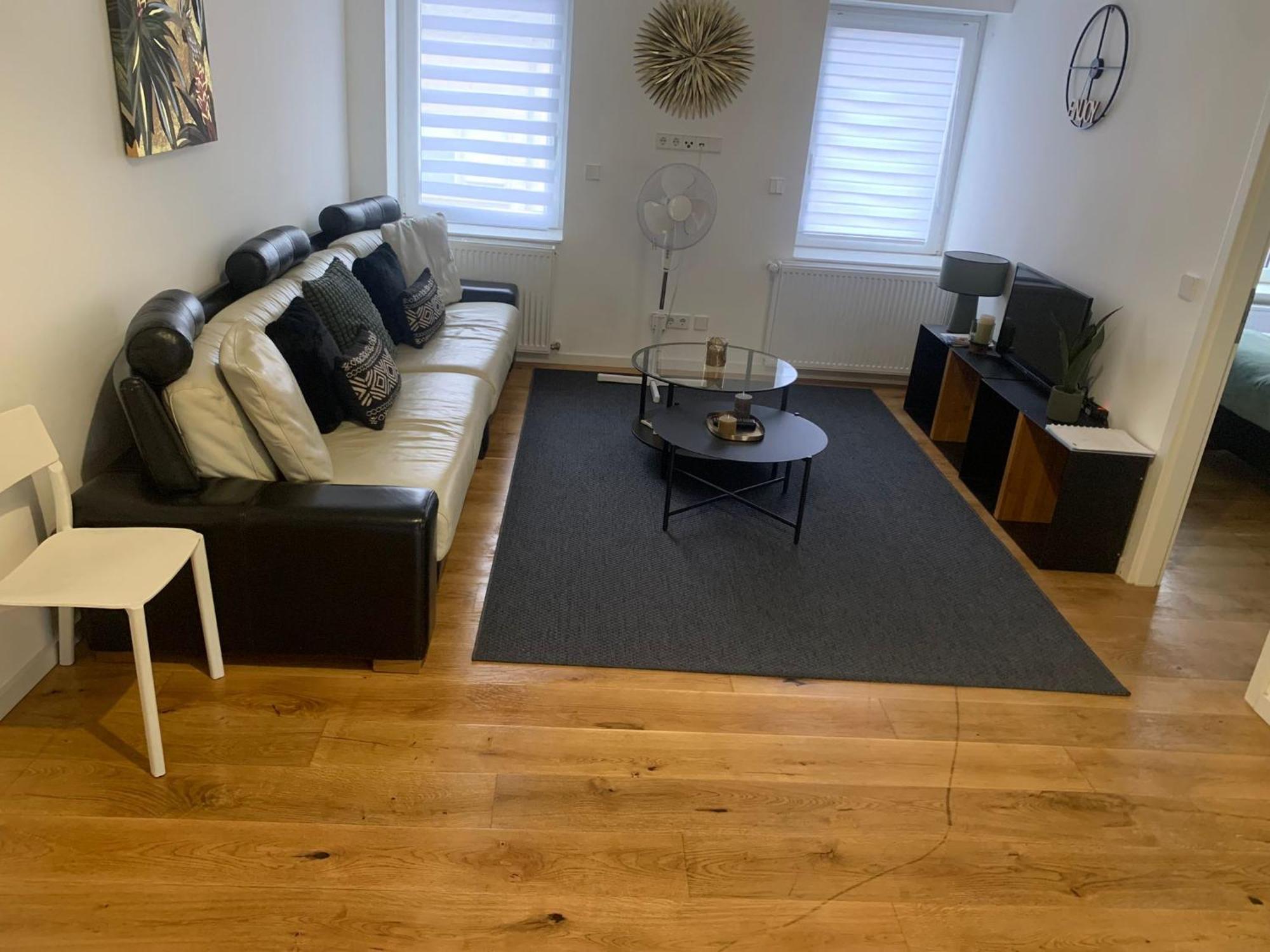 Core Apartment *
