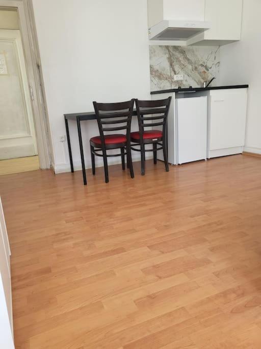 Appartement 1 *