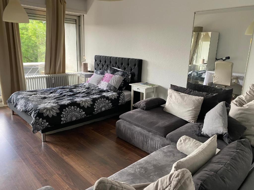 Chic Central City Views & Balcony Luxemburg