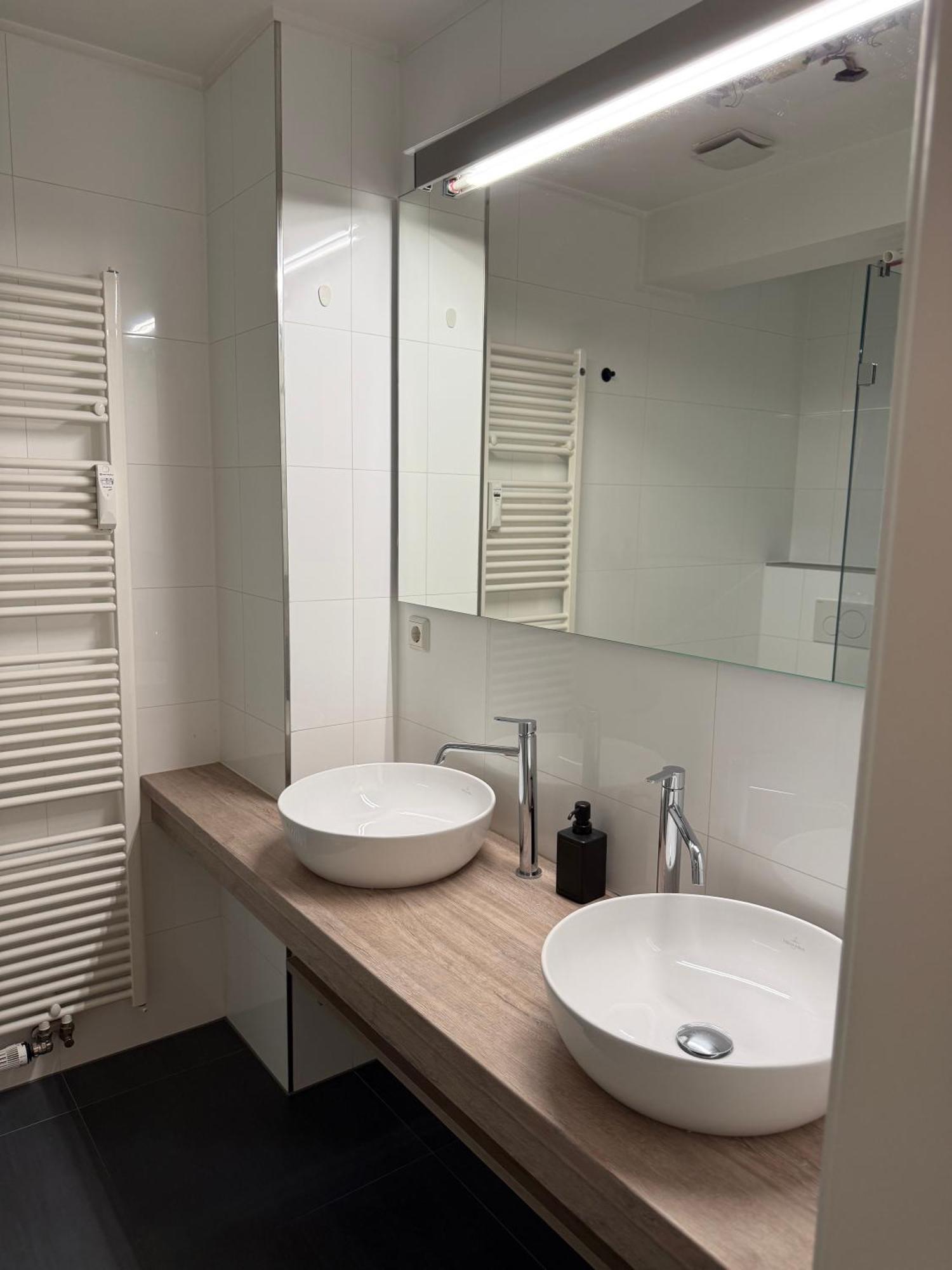 Cosy, Big, 2 Bedrooms Flat *