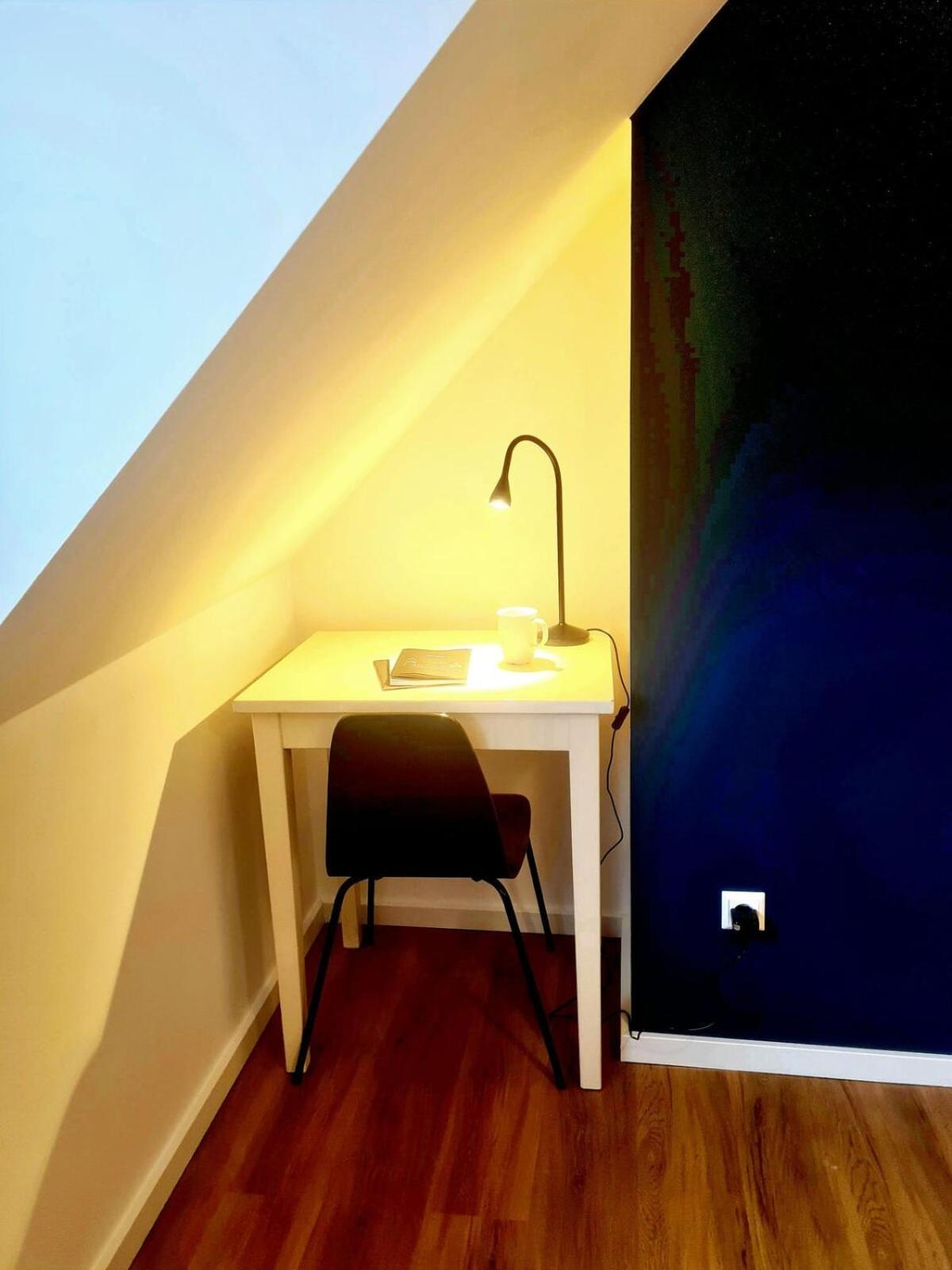 Apartment Elegant Charming 2 Bedrooms With Parking-bon68