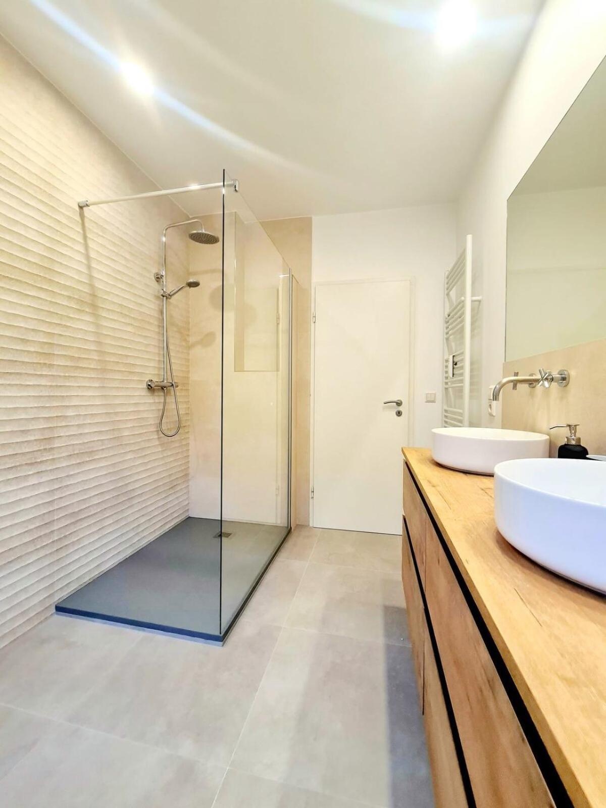 Elegant Charming 2 Bedrooms With Parking-bon68 Apartment