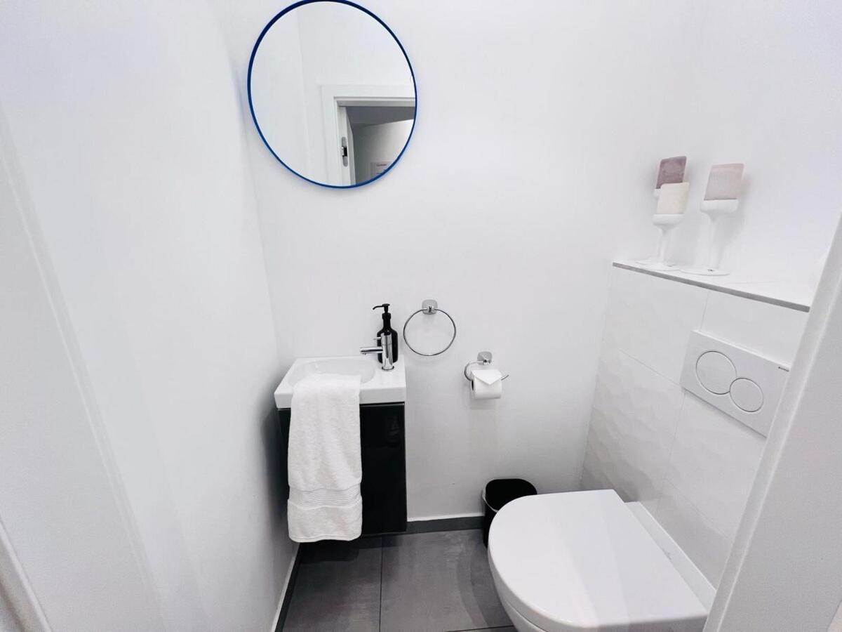 Lovely 1 Bedroom W Balcony&parking-bon10 Apartment *