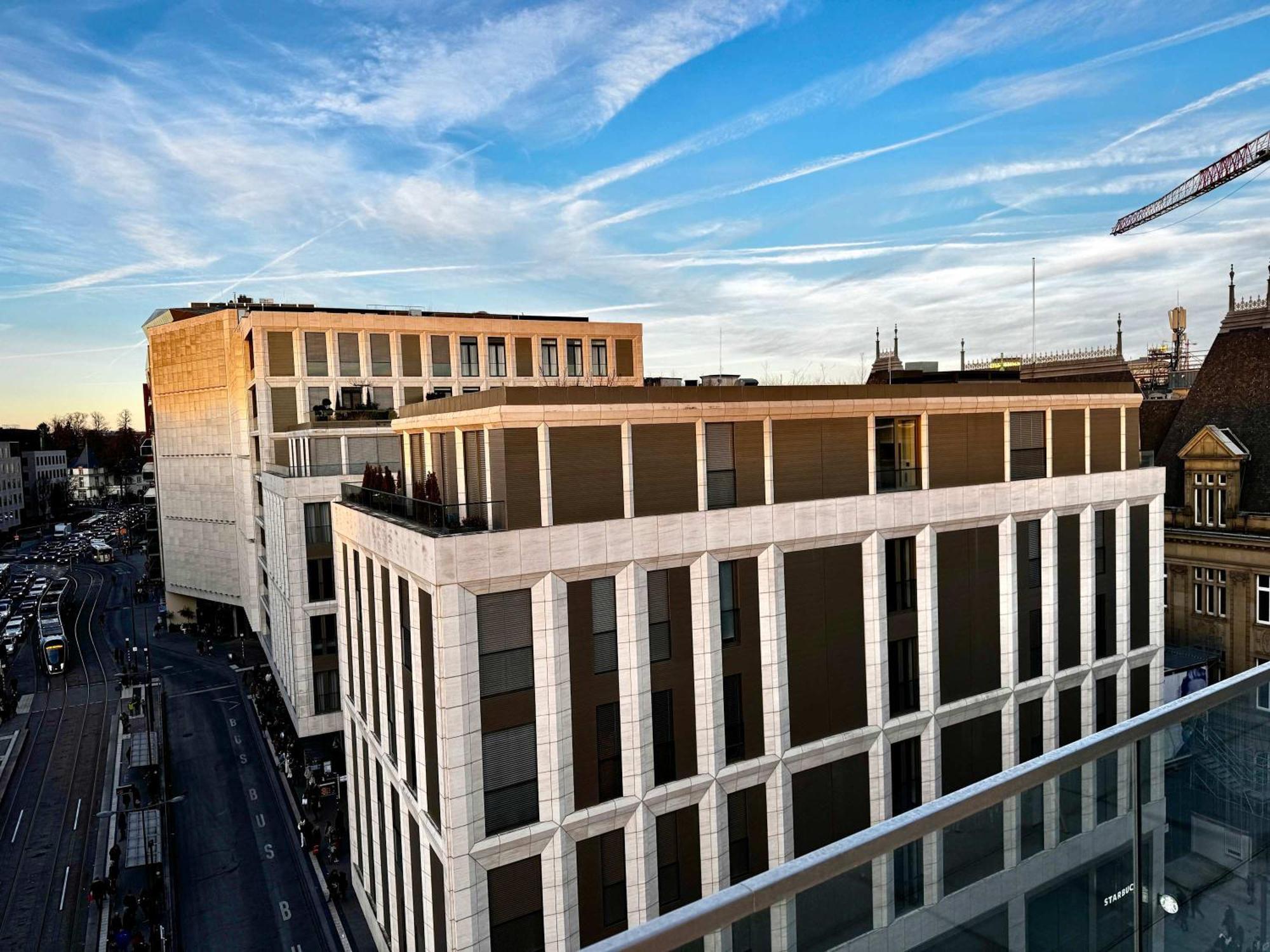 Apartment Voya Zenit Royal - Luxury Rooftop Views & Concierge Luxemburg