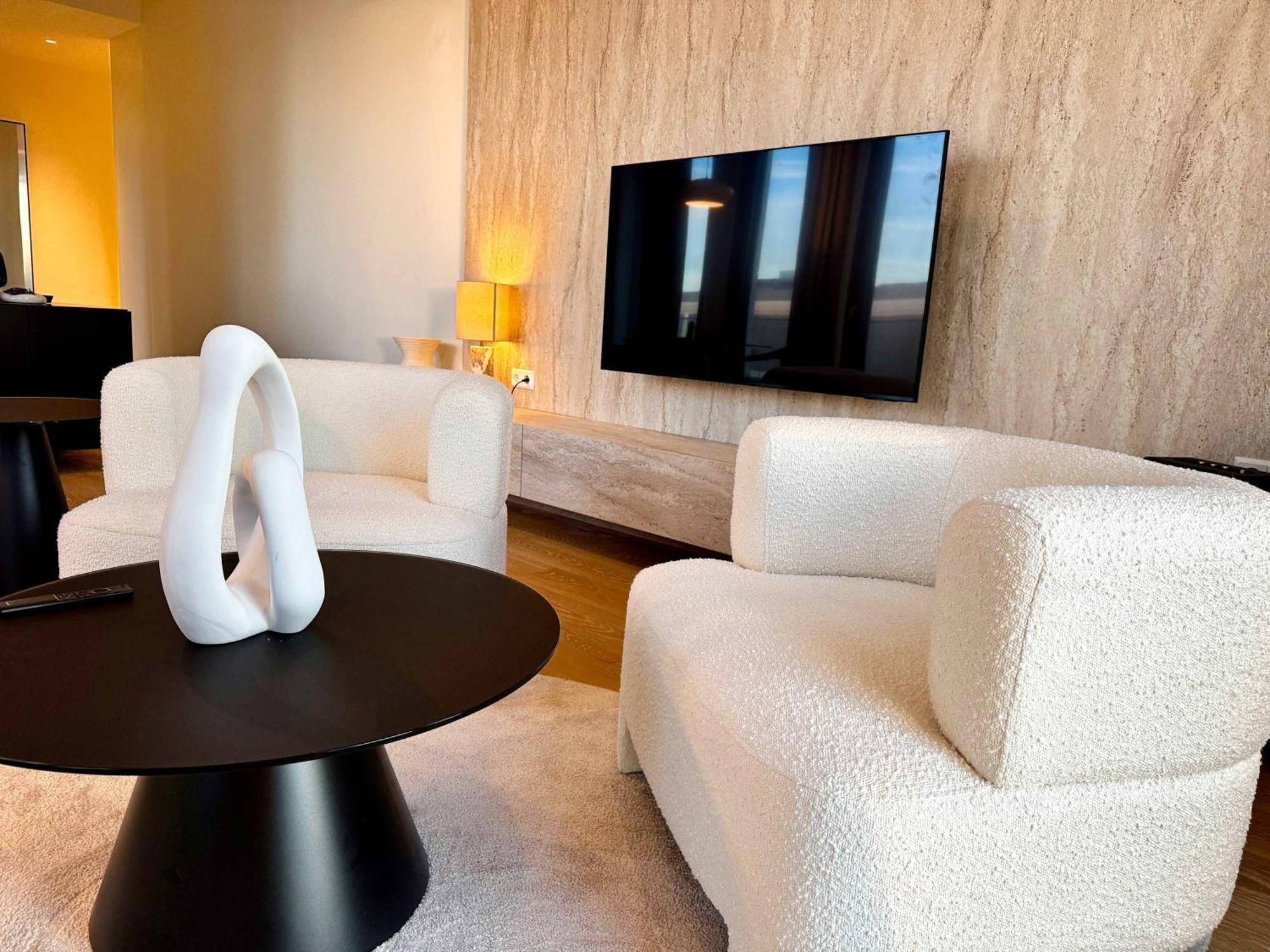 Voya Zenit Royal - Luxury Rooftop Views & Concierge Apartment Luxemburg