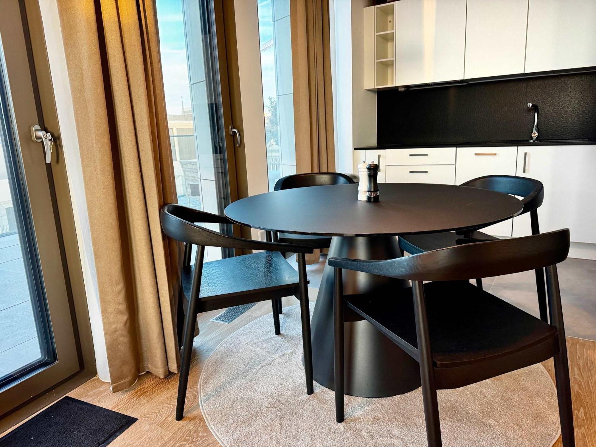 Voya Zenit Royal - Luxury Rooftop Views & Concierge