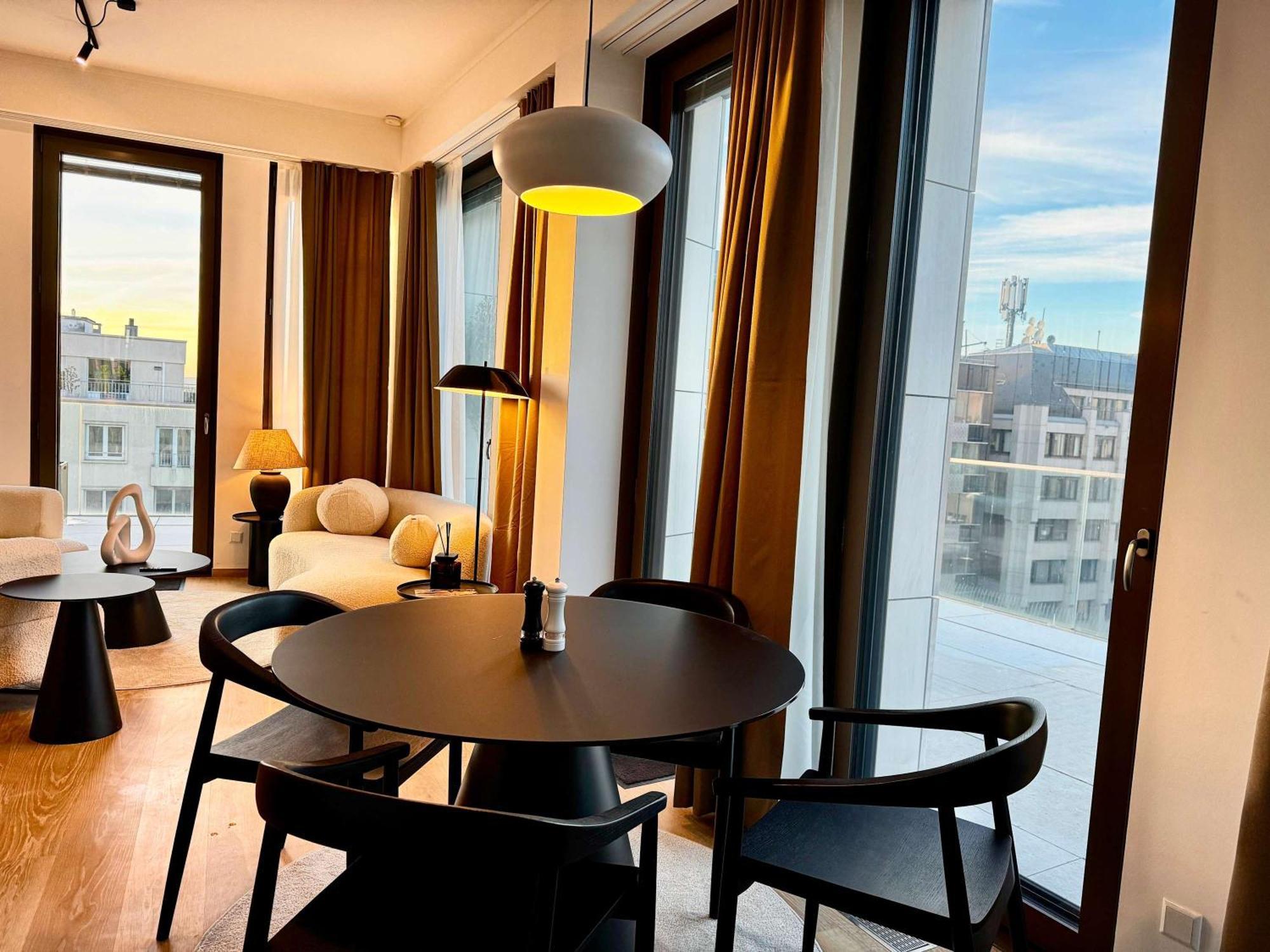 Voya Zenit Royal - Luxury Rooftop Views & Concierge Apartment