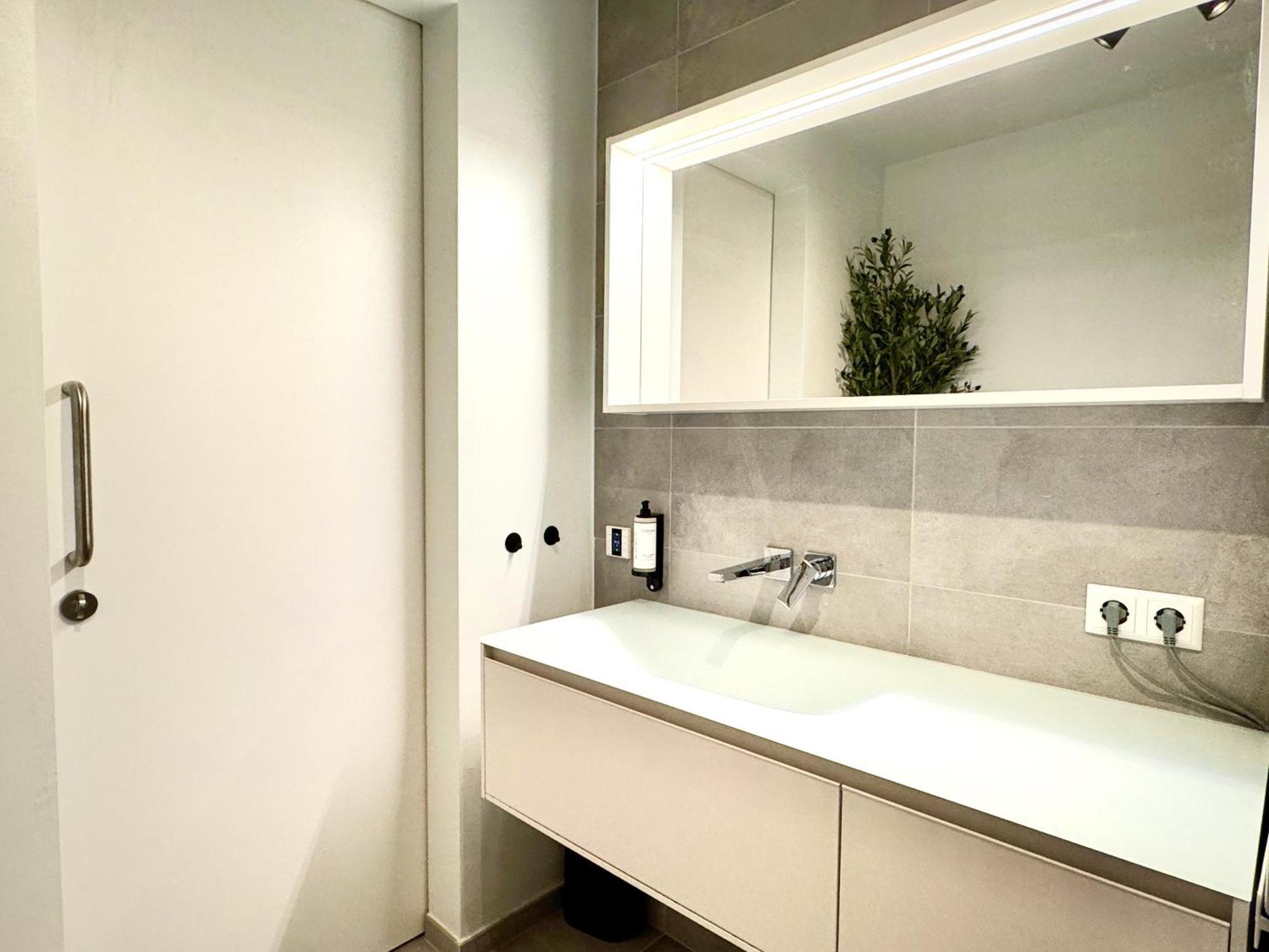 Voya Zenit Royal - Luxury Rooftop Views & Concierge Apartment *