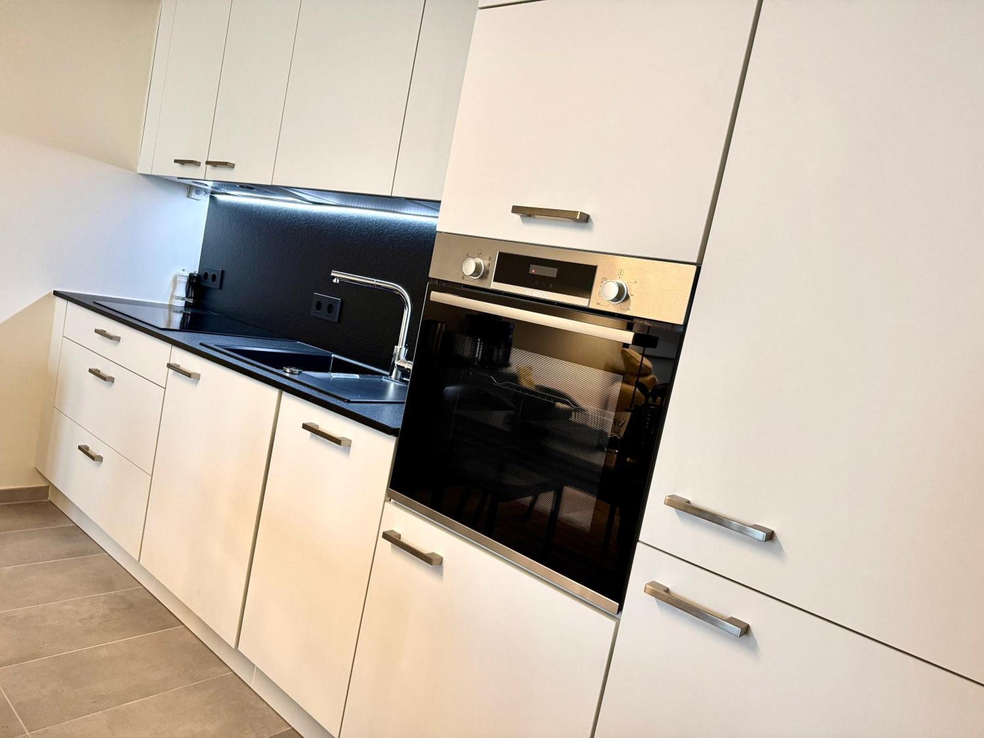 Apartment Voya Zenit Royal - Luxury Rooftop Views & Concierge Luxemburg