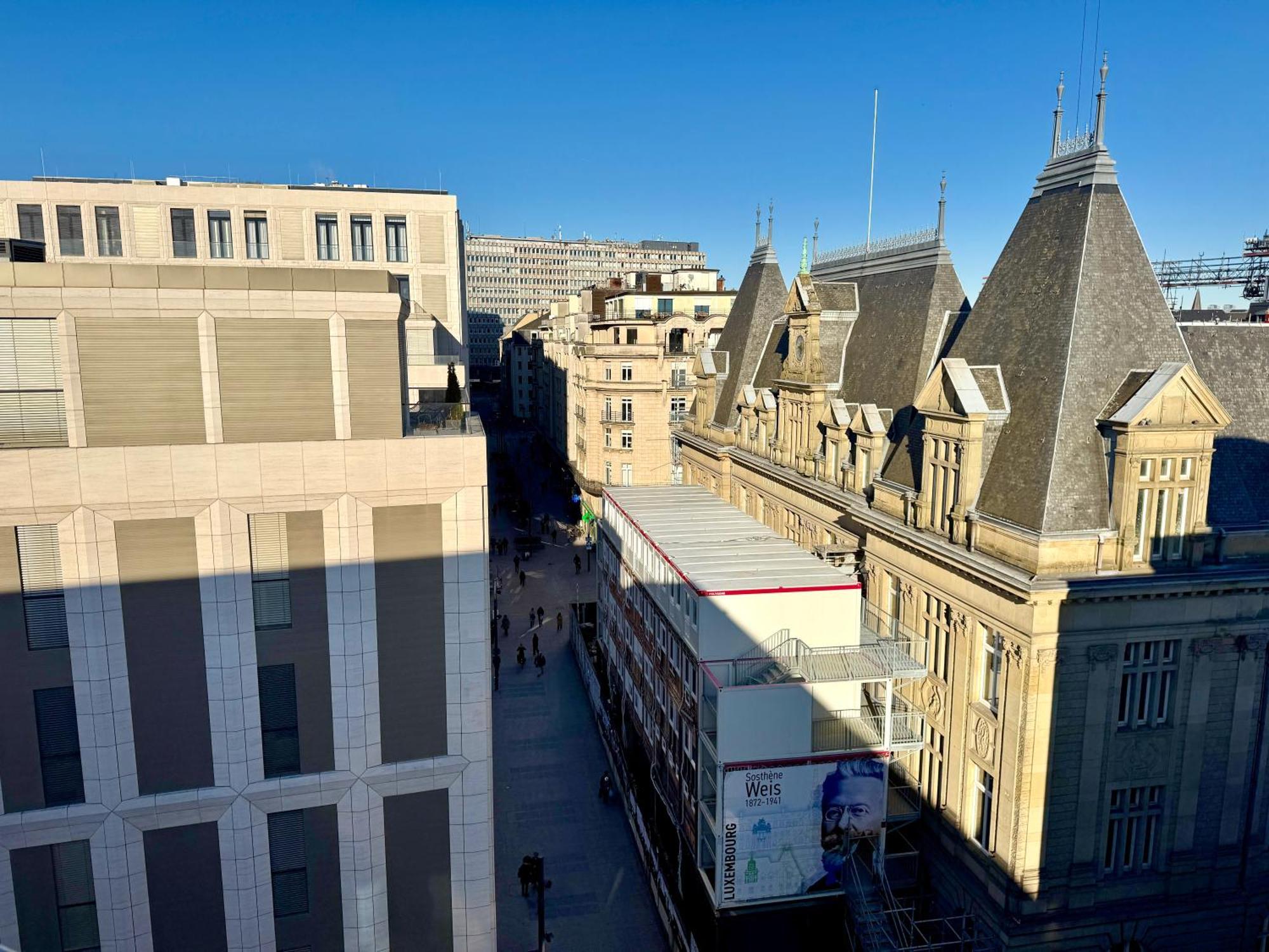 Voya Zenit Royal - Luxury Rooftop Views & Concierge Luxembourg