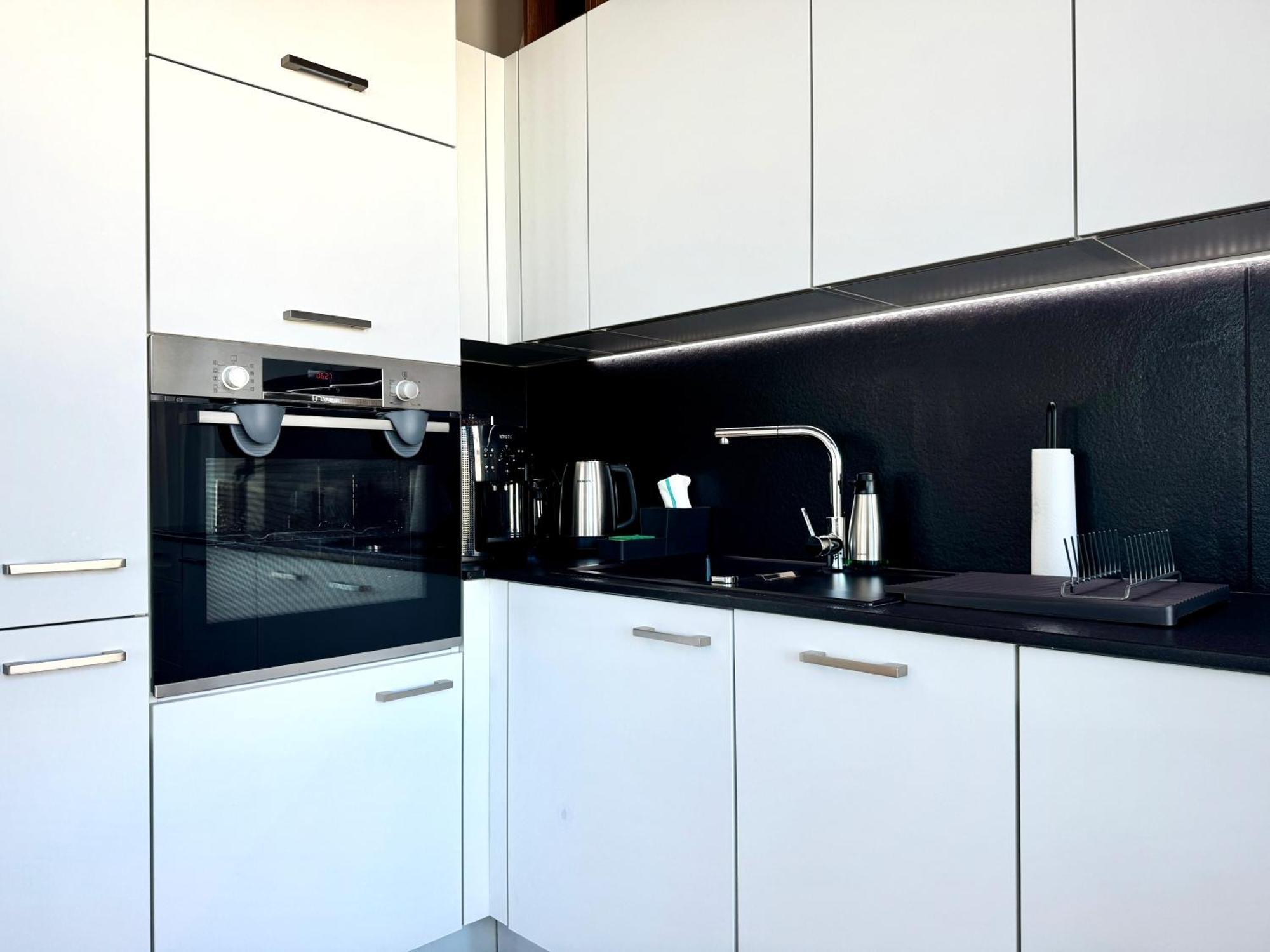 Apartment Voya Zenit Royal - Luxury Rooftop Views & Concierge *