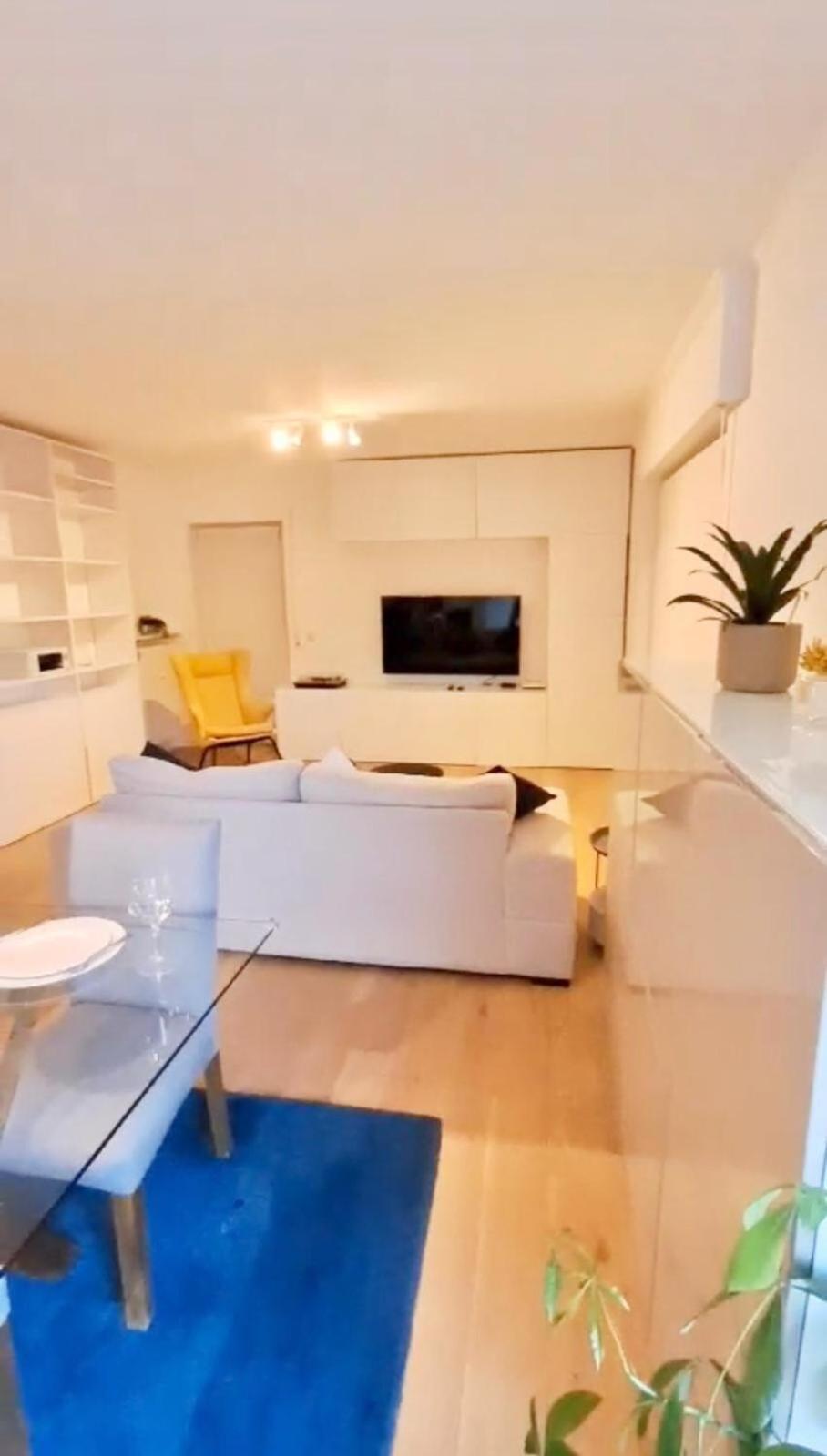 Bright 2 Bedrooms Flat W Parking&balcony-fent1 Luxembourg