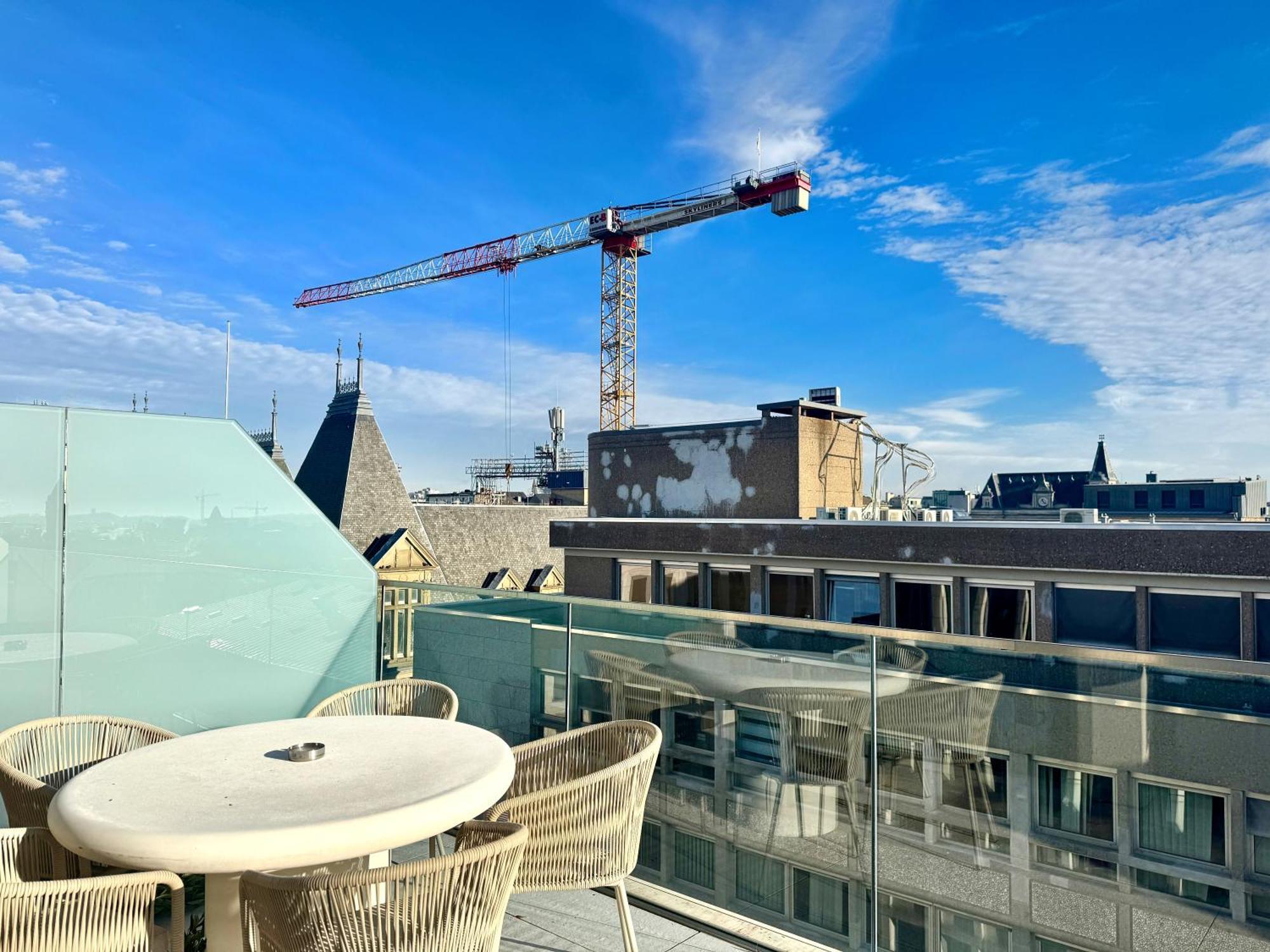 Voya Zenit Royal - Luxury Rooftop Views & Concierge Apartment
