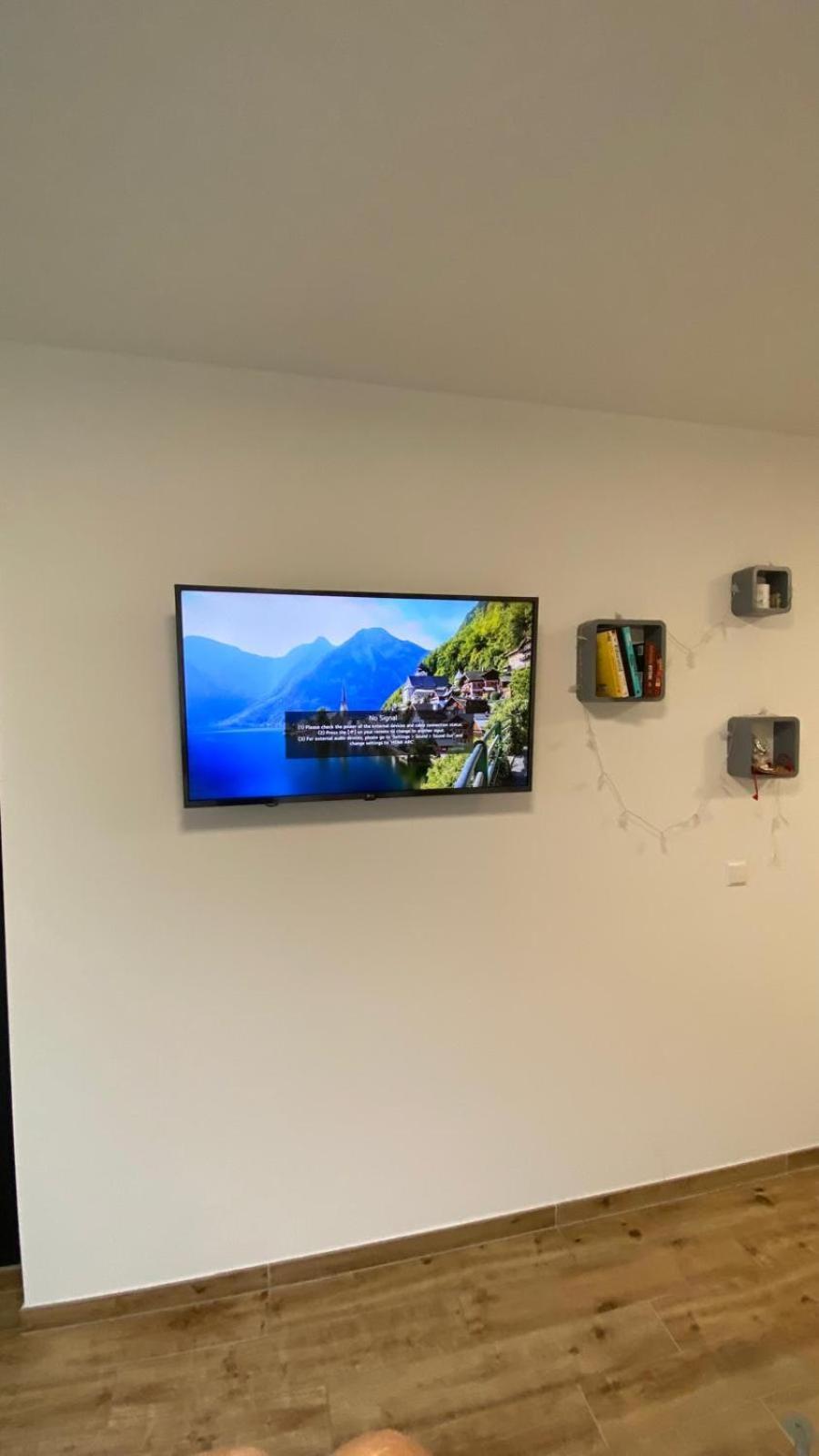 Modern With Free Parking 500m Away Apartment Luxembourg