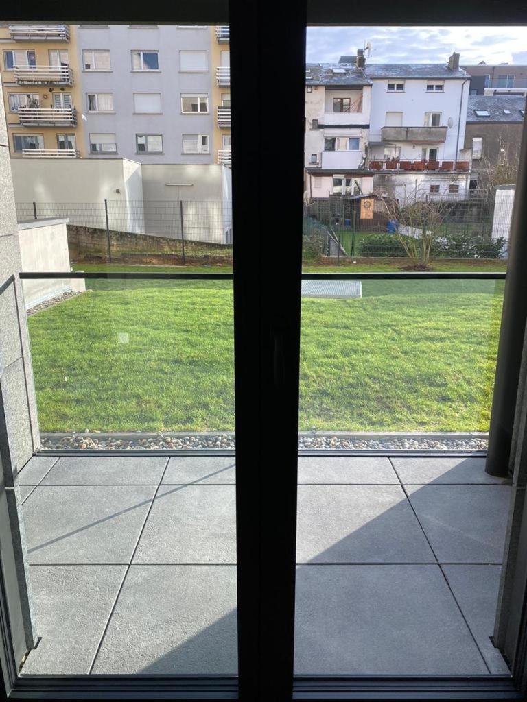 Apartment Modern With Free Parking 500m Away Luxemburg