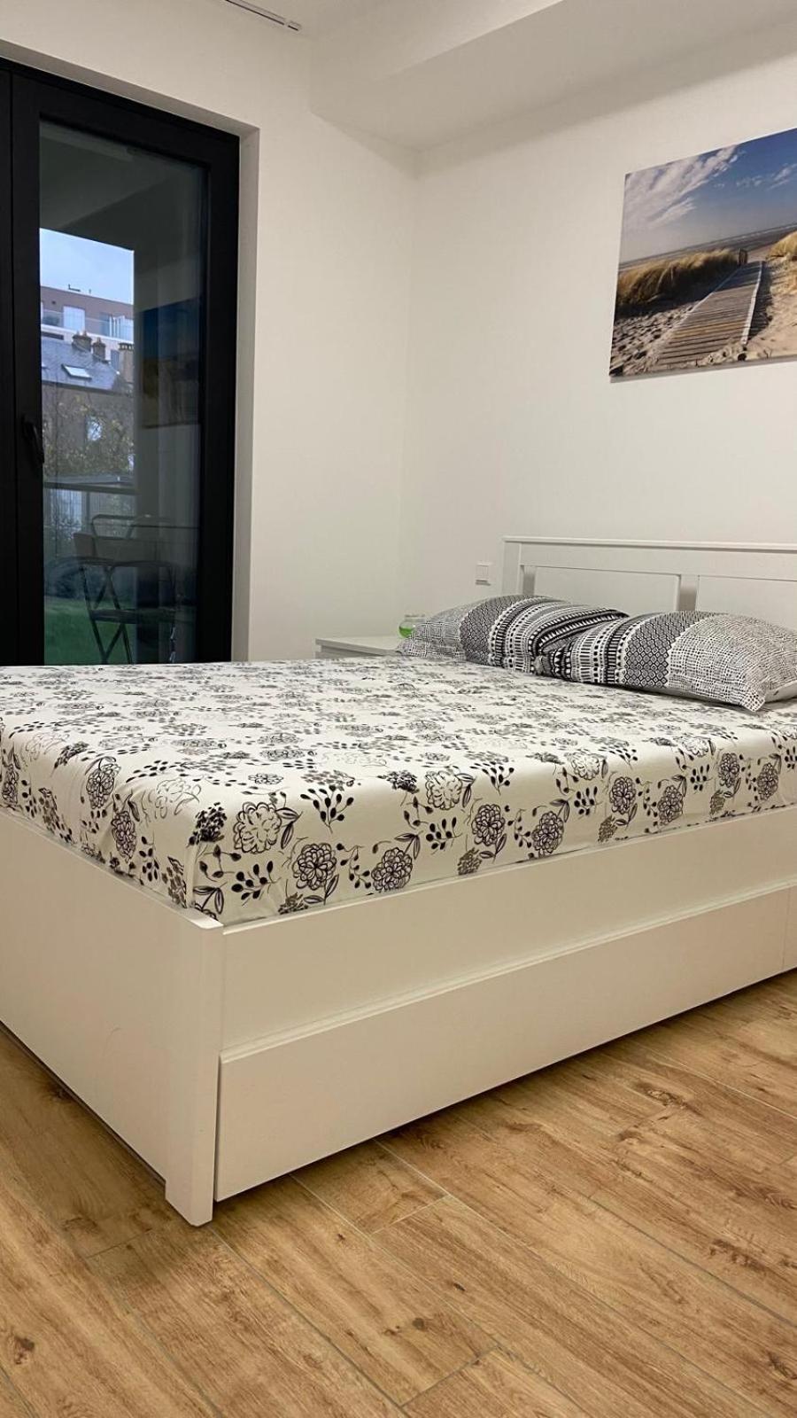 Apartment Modern With Free Parking 500m Away Luxemburg