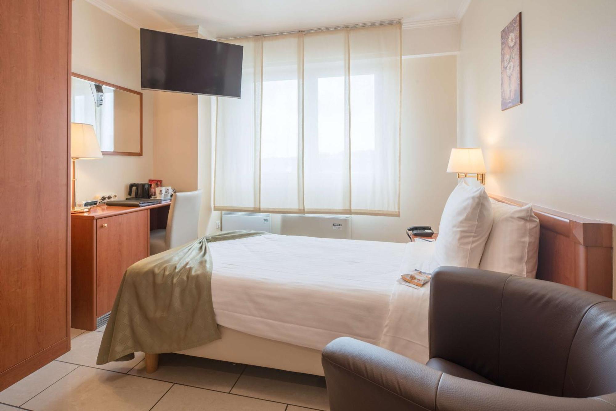 Western Grand Victor Hugo 4* Luxemburgo