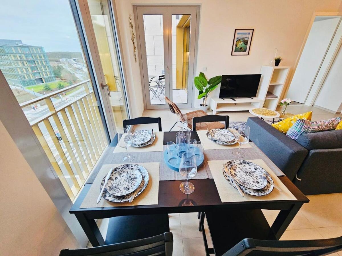 Apartment Comfy One Bedroom Flat With Parking&balcony-cd9 *
