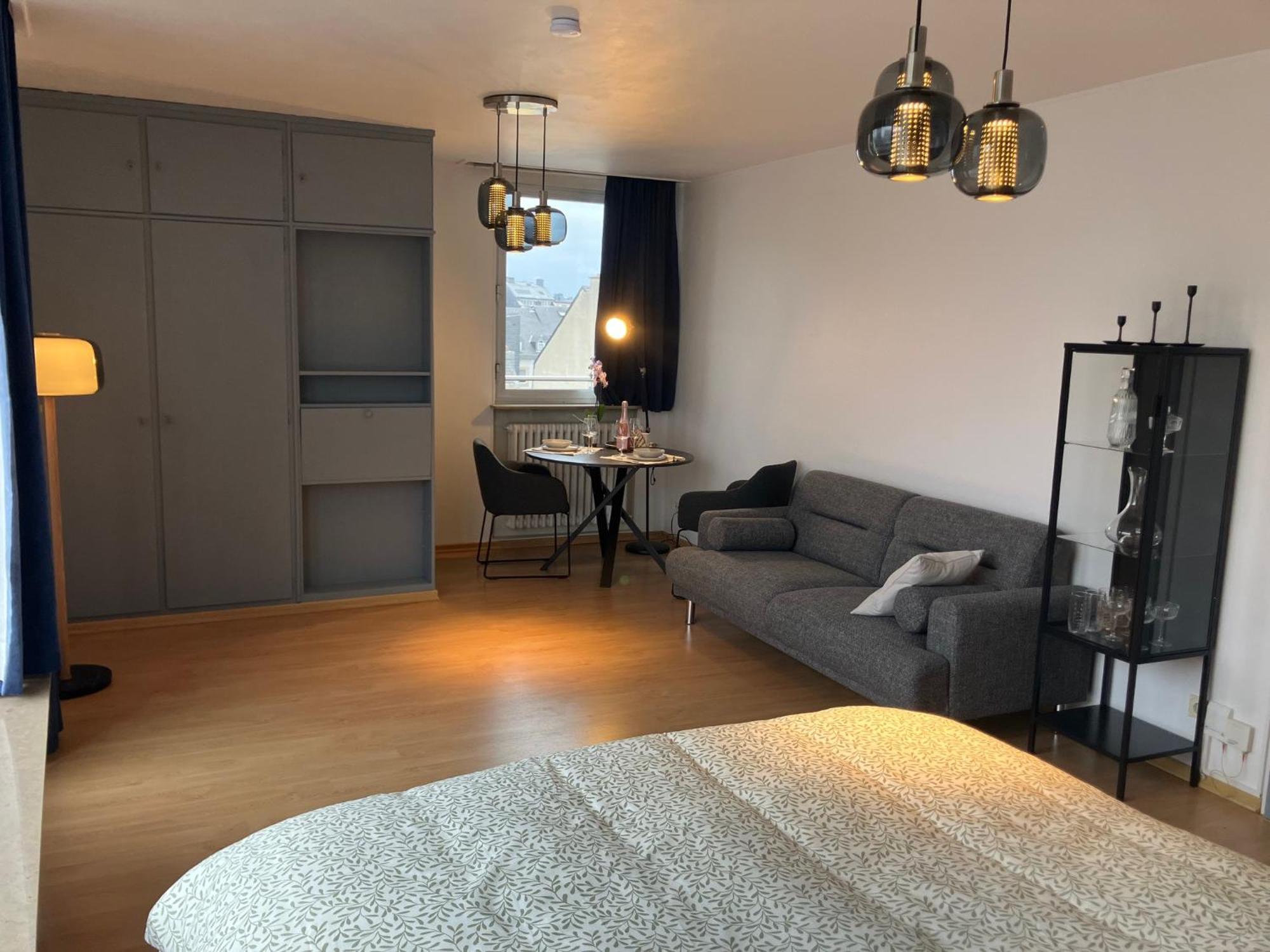 Unique Penthouse Joseph II Von Habsburg 1-4 Personnes A Cote De Louis Vuitton Luxembourg