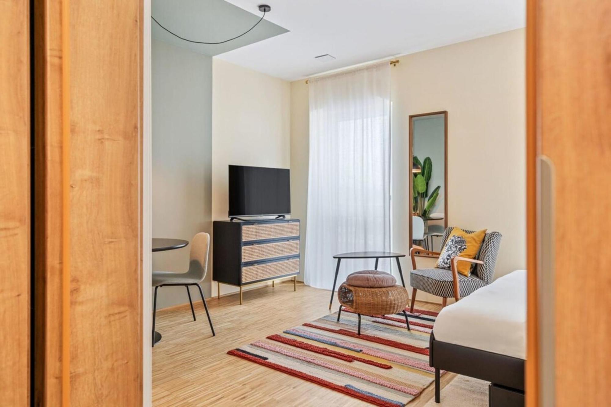 New Design In Hollerich Apartment Luxemburg