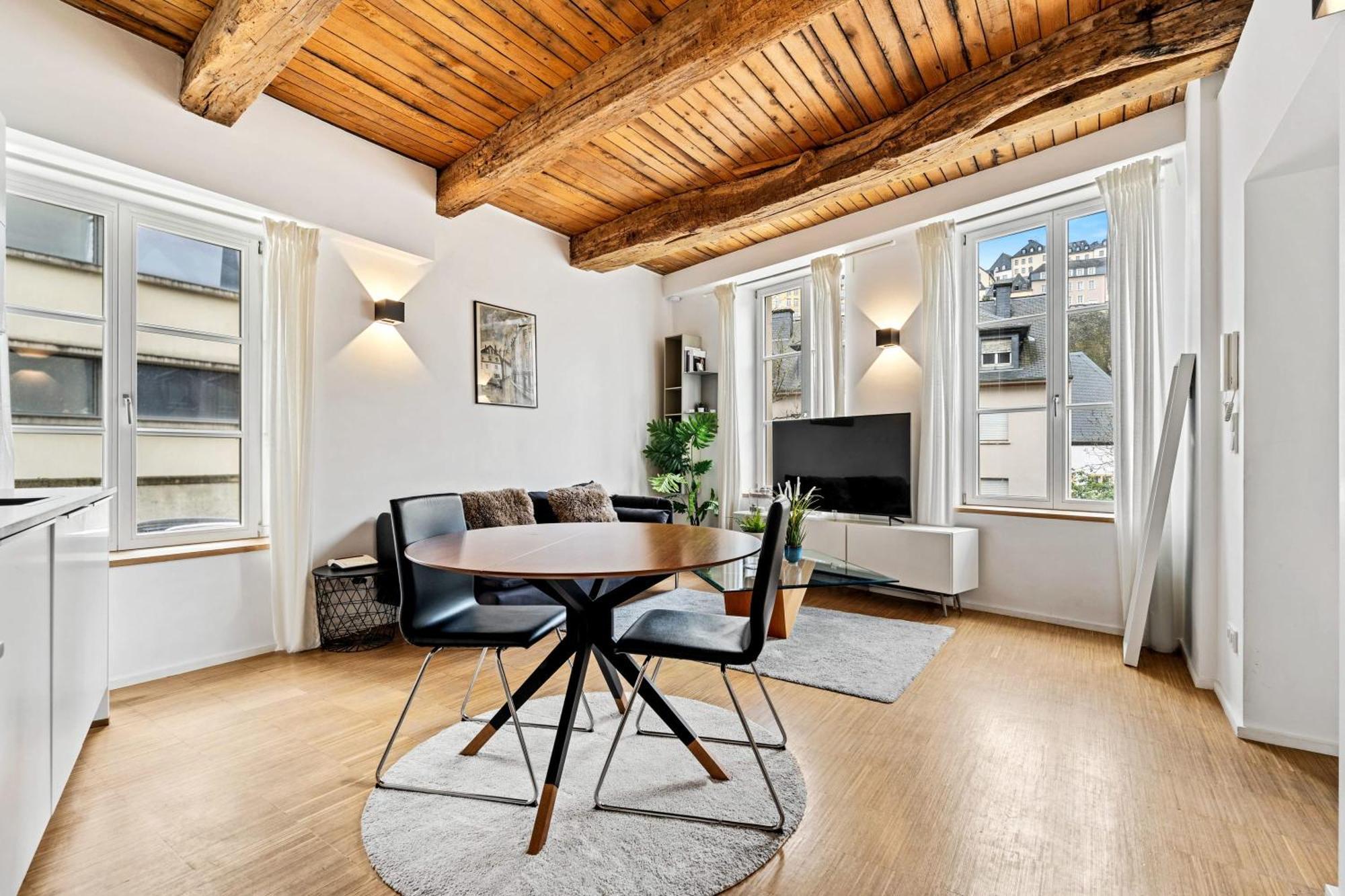 Modern 1br In Unesco Grund, Luxembourg
