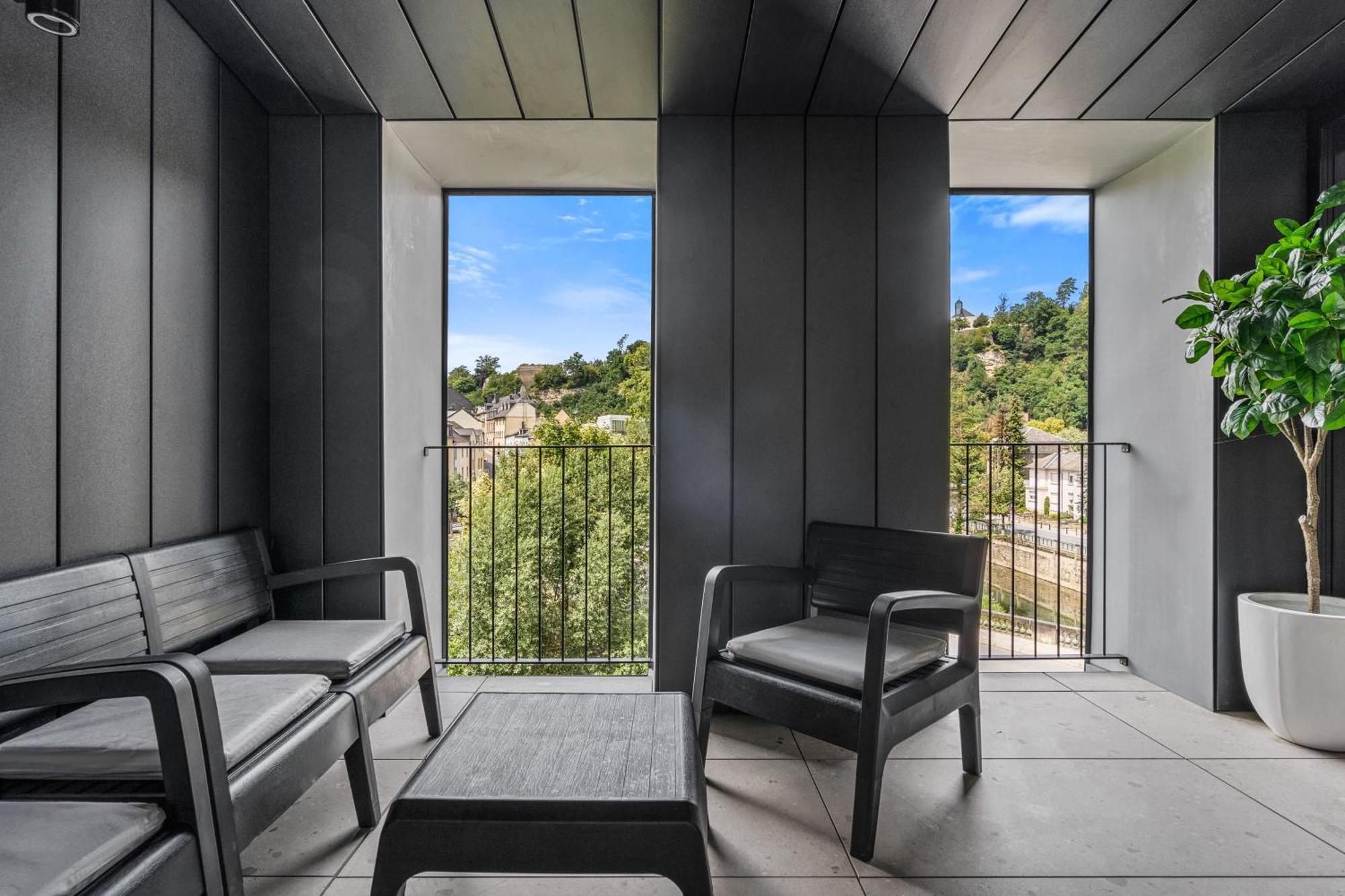 Modern In Clausen With Wifi, Kitchen & Workspace * Luxemburg