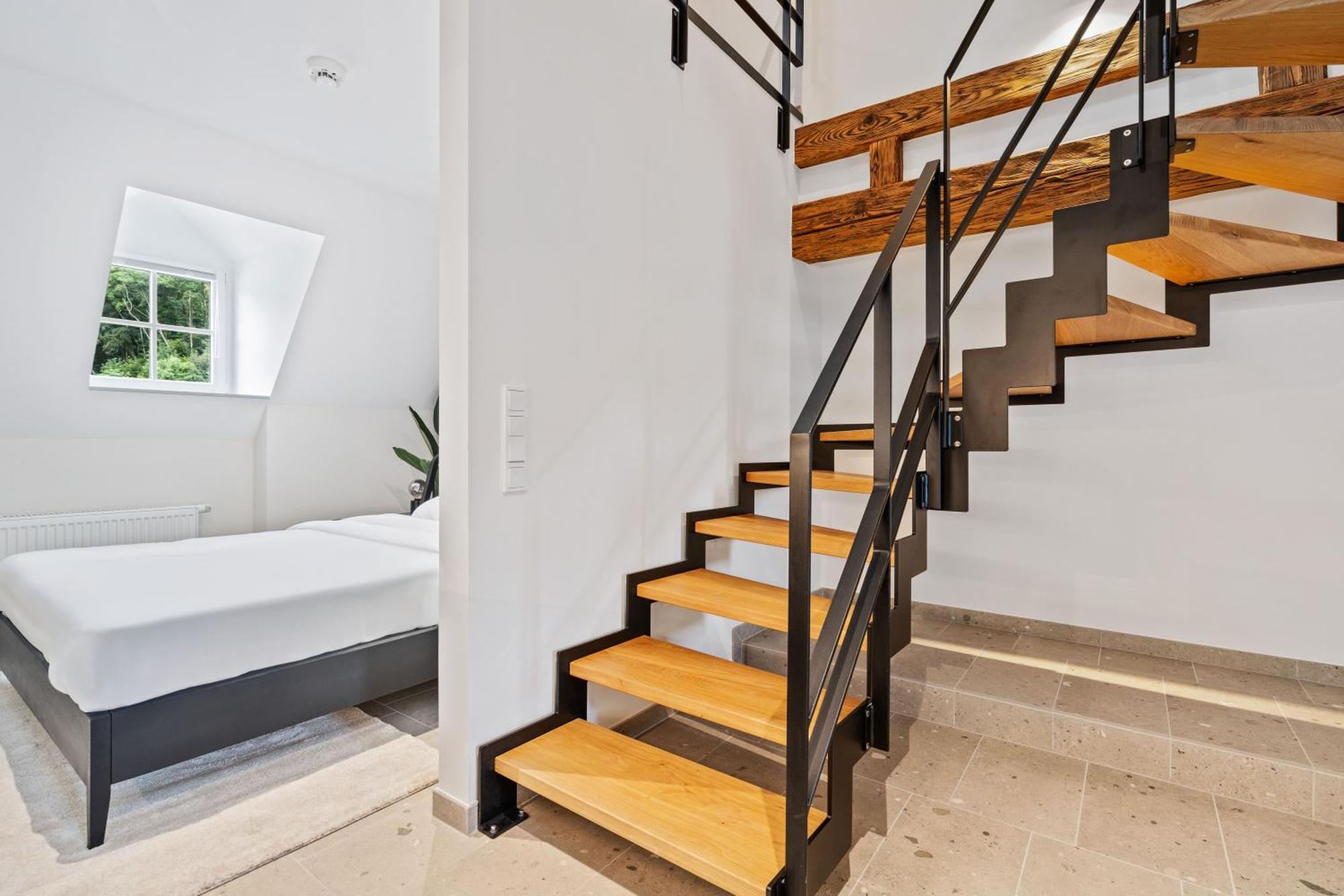 Modern In Clausen With Wifi, Kitchen & Workspace Appartement *
