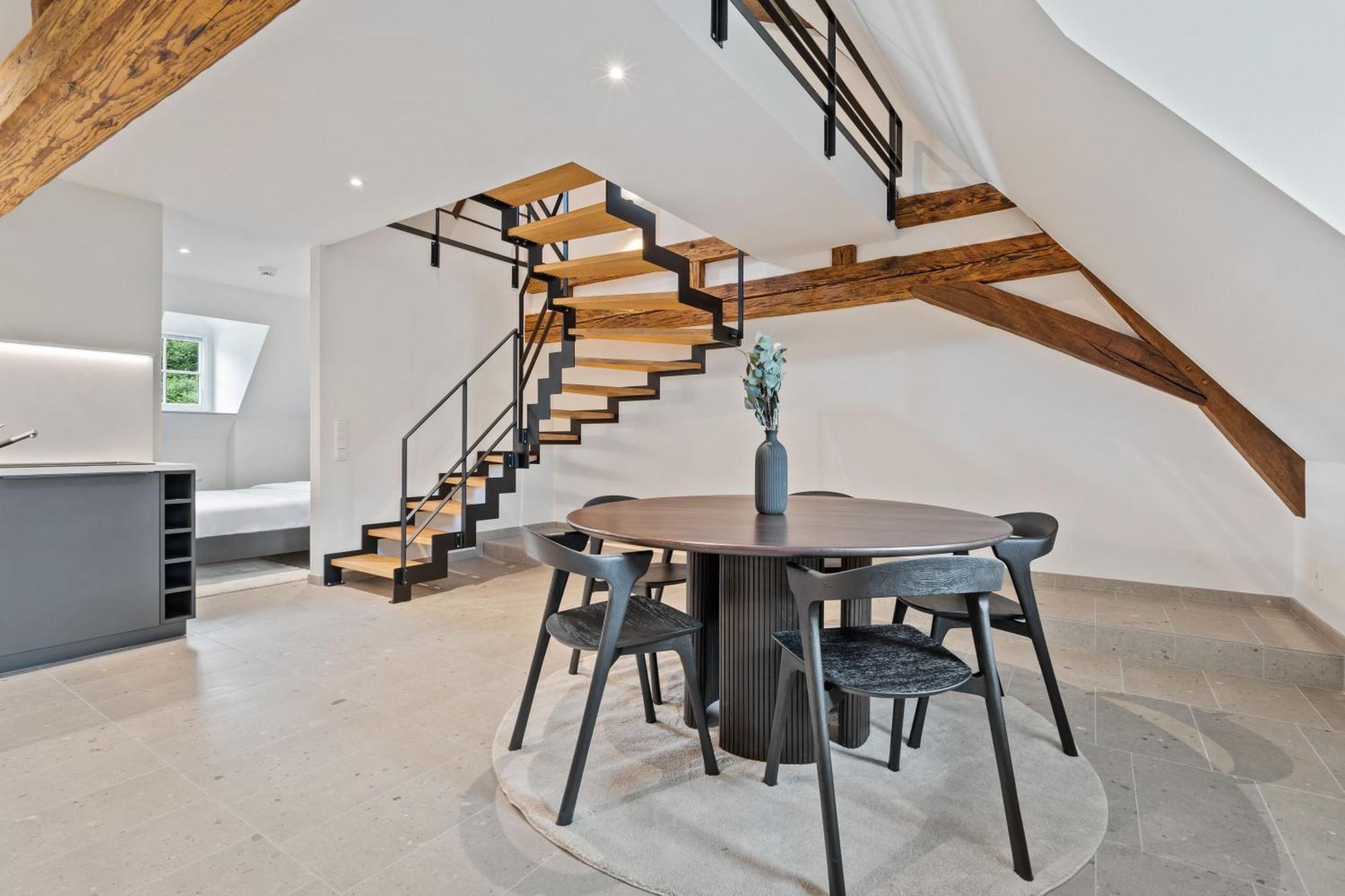 Modern In Clausen With Wifi, Kitchen & Workspace * Luxembourg
