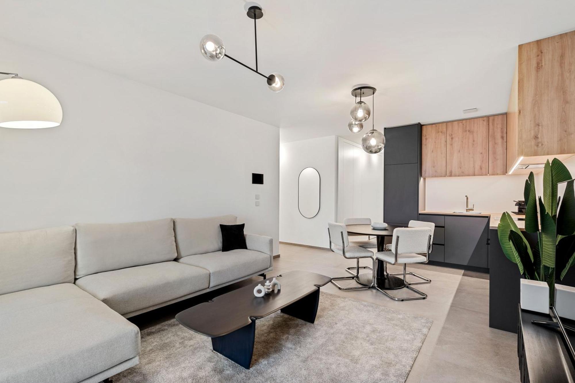 Apartment Luxurious 1-br In Gasperich, *