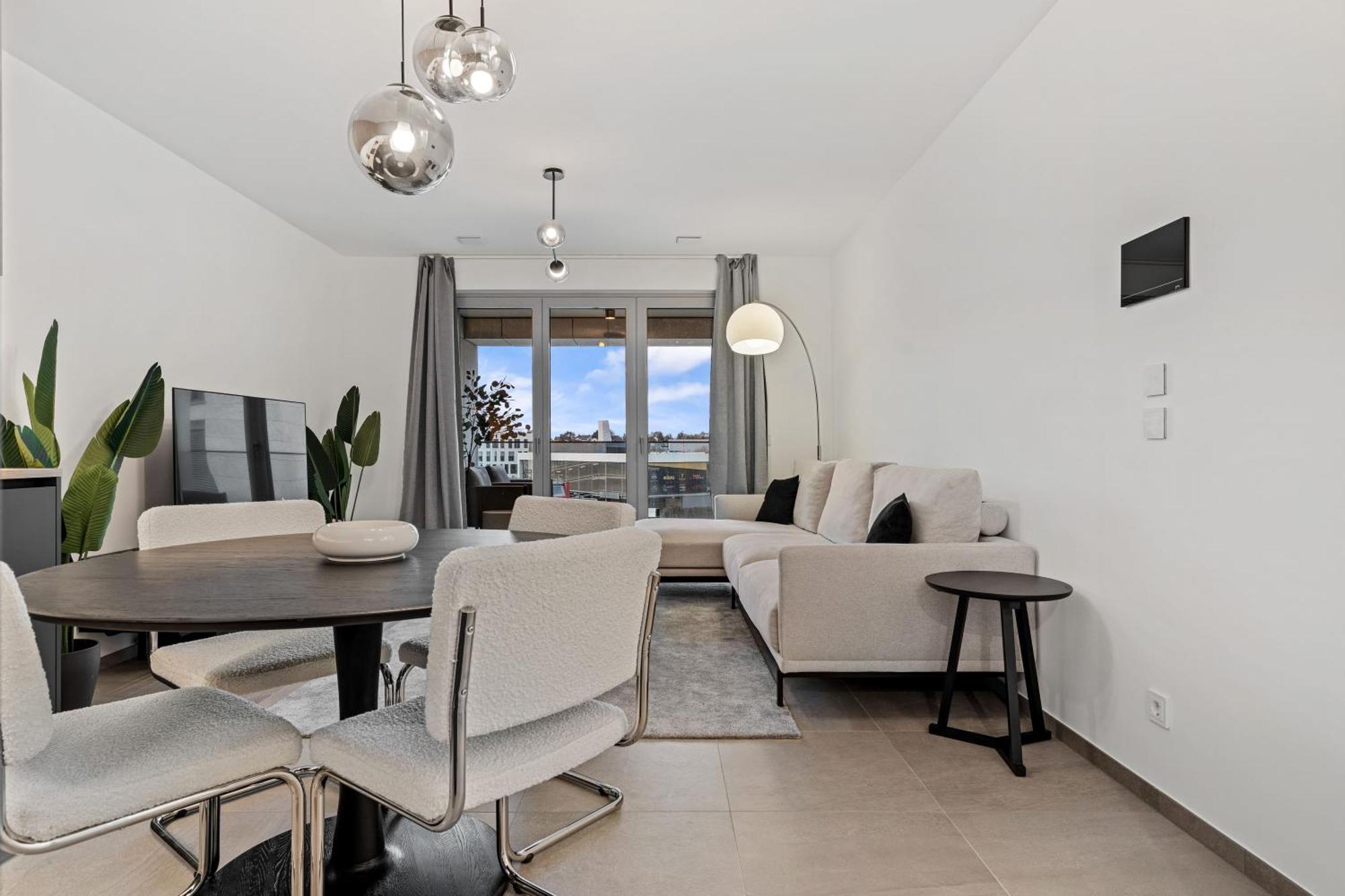 Luxurious 1-br In Gasperich, *
