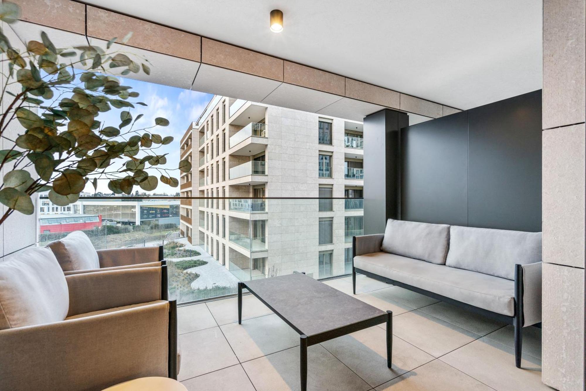 Luxurious 1-br In Gasperich, *