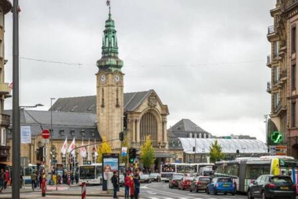 Bright And Welcoming 2 Bedrooms In Center Luxemburg