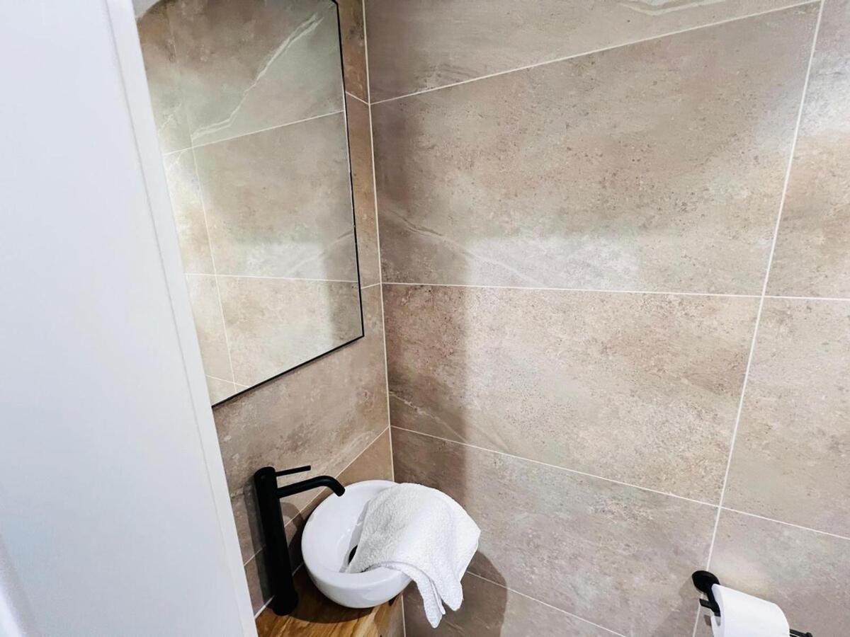 Gorgeous 1 Bedroom Flat With Balcony&parking * Luxembourg