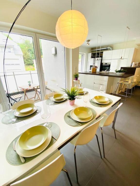 Bright And Airy 3 Bedroom With Terrace&parking Apartment Luxembourg